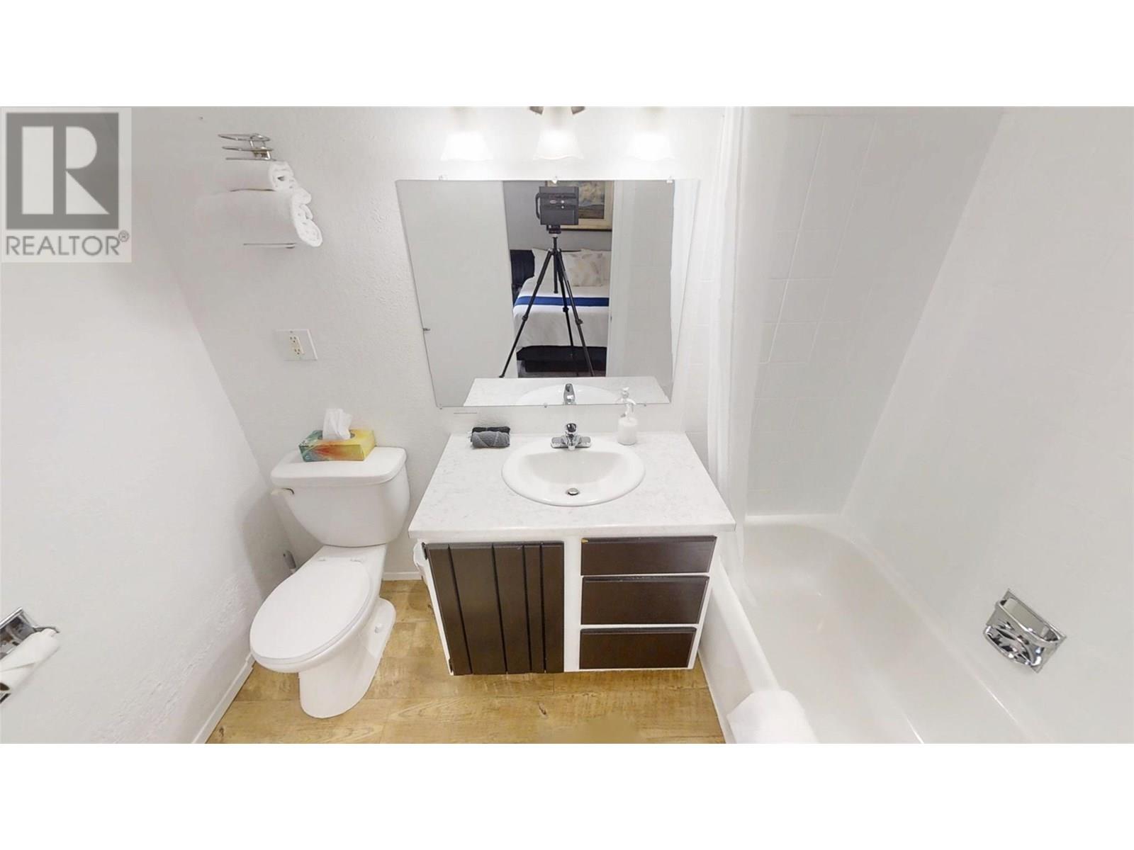 5000 Highway 93 Highway, Radium Hot Springs, British Columbia  V0A 1M0 - Photo 26 - 10350873