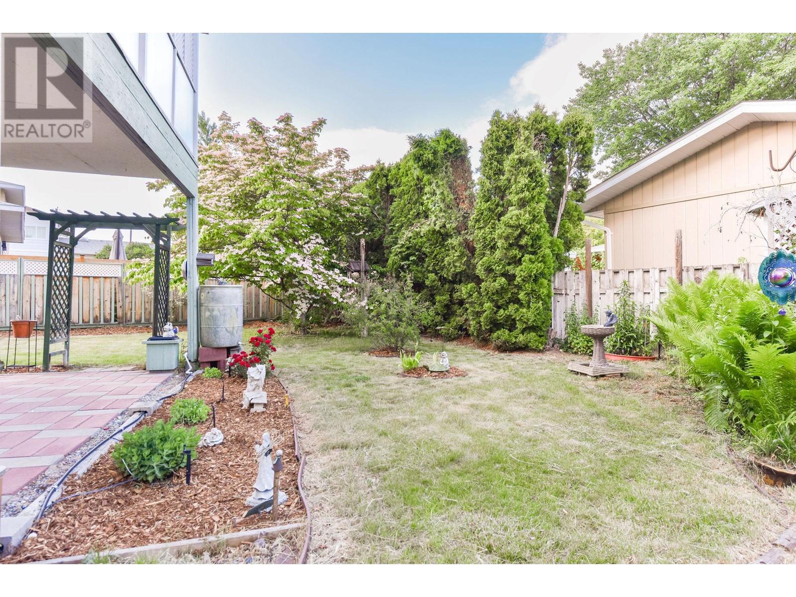 176 Chambers Place, Penticton, British Columbia  V2A 6T7 - Photo 28 - 10351258