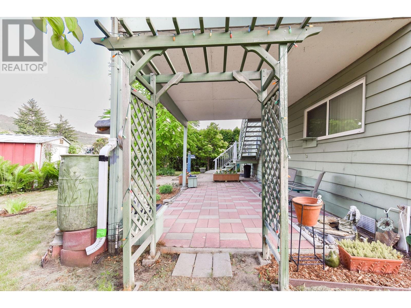 176 Chambers Place, Penticton, British Columbia  V2A 6T7 - Photo 30 - 10351258