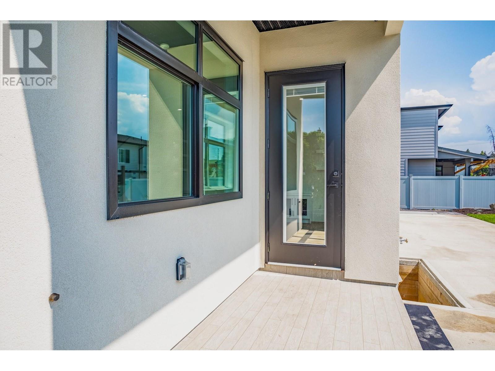 1946 Hemmerling Court, Kelowna, British Columbia  V1V 1X1 - Photo 4 - 10350290