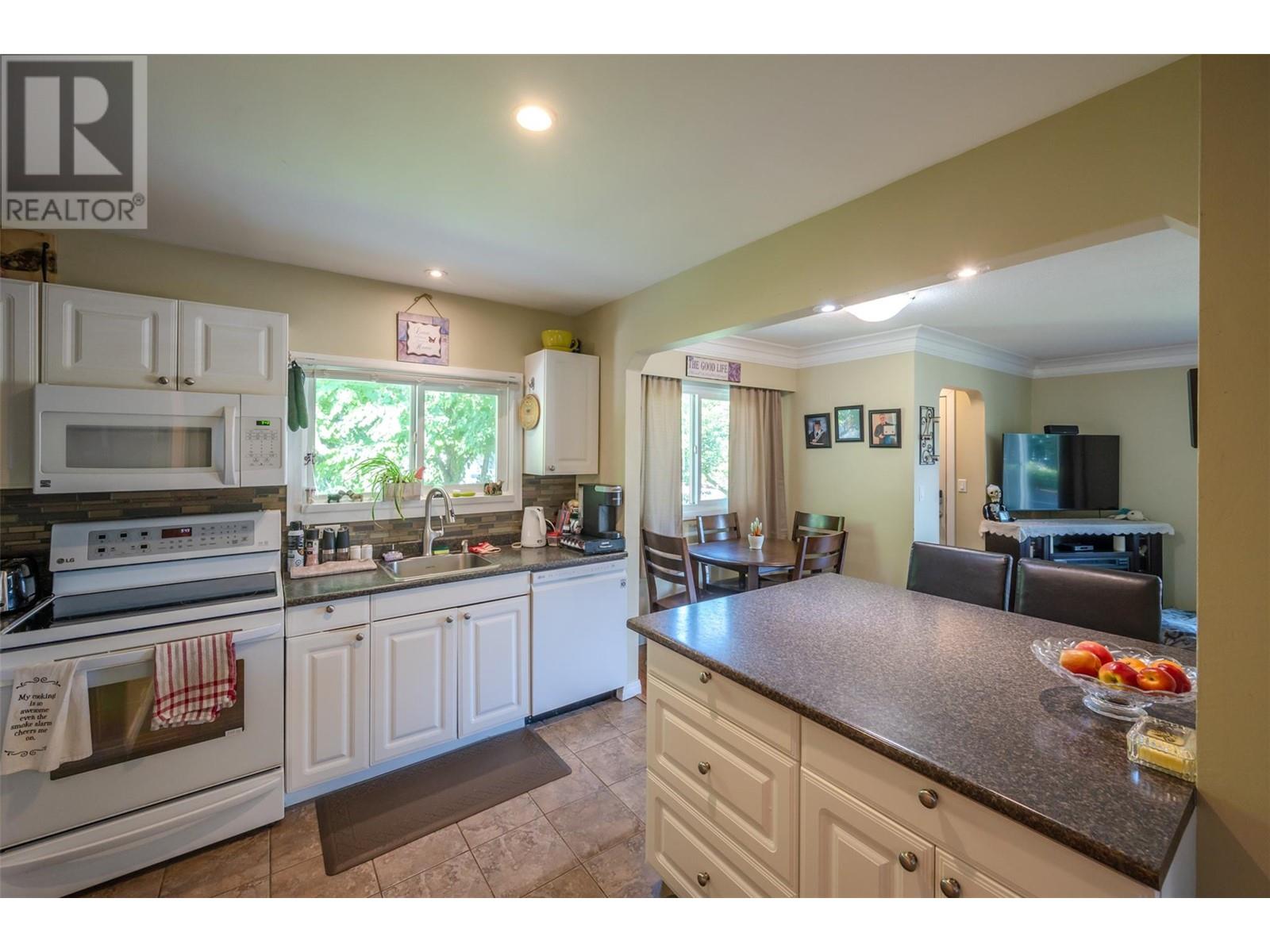 480 Orchard Avenue, Penticton, British Columbia  V2A 1Y2 - Photo 4 - 10351228