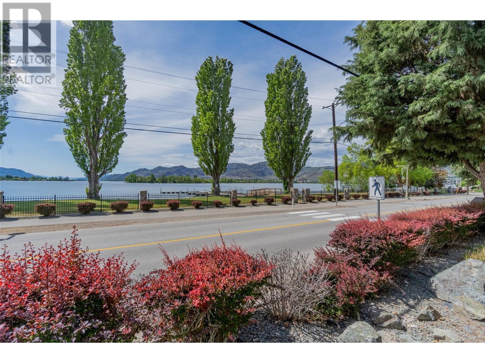 5401 Lakeshore Drive Unit# 104, Osoyoos, British Columbia  V0H 1V2 - Photo 1 - 10351259