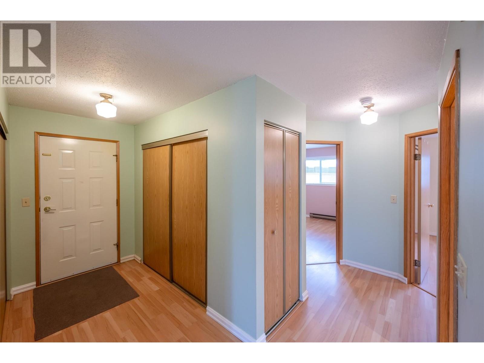 1860 Atkinson Street Unit# 106, Penticton, British Columbia  V2A 7M6 - Photo 5 - 10351265