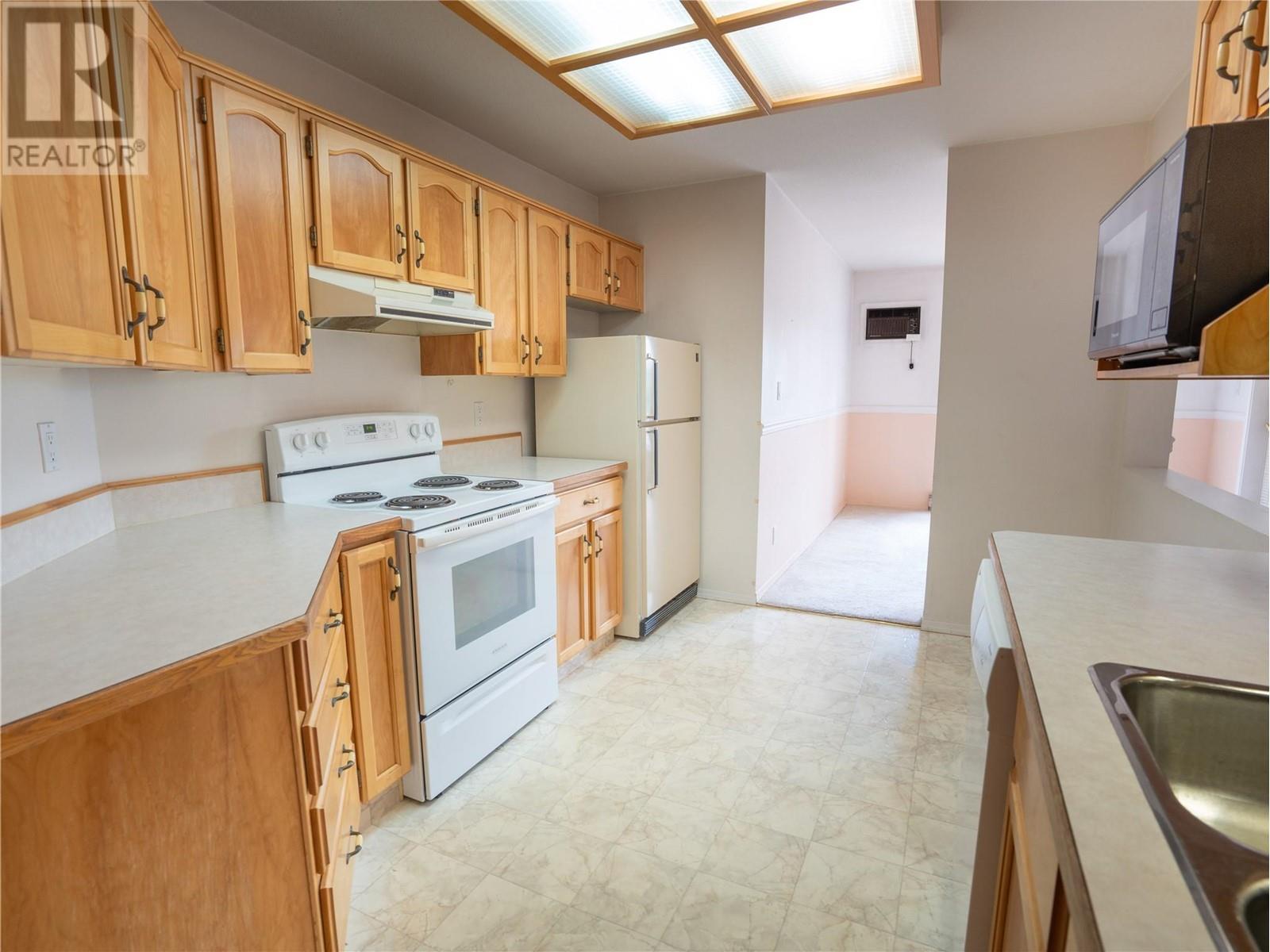 374 Winnipeg Street Unit# 308, Penticton, British Columbia  V2A 5M5 - Photo 7 - 10351126