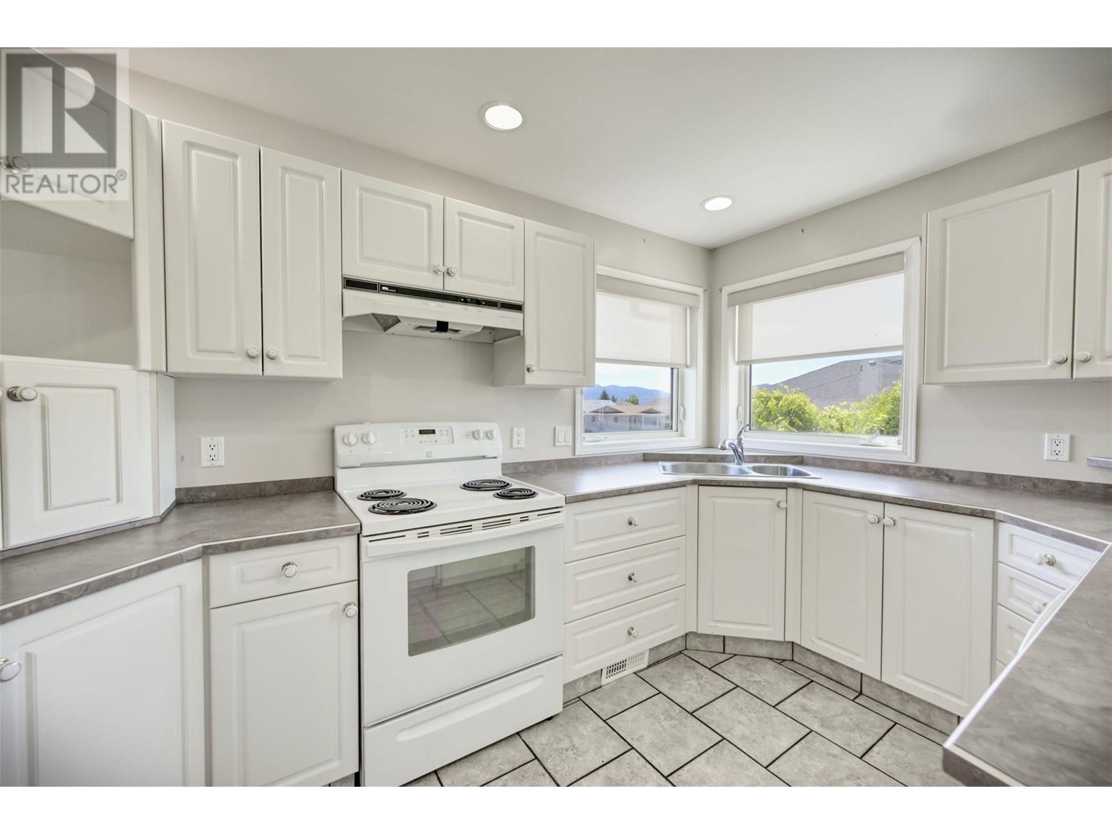 28 Sandpiper Place, Osoyoos, British Columbia  V0H 1V5 - Photo 6 - 10351031