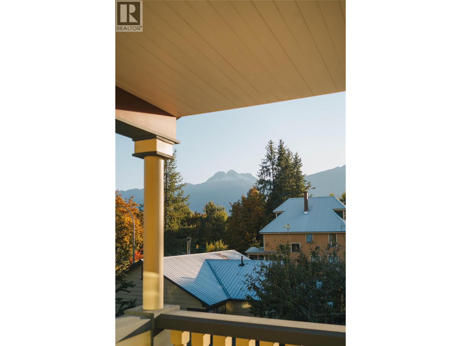 805 & 815 Mackenzie Avenue, Revelstoke, British Columbia  V0E 2S0 - Photo 10 - 10351017