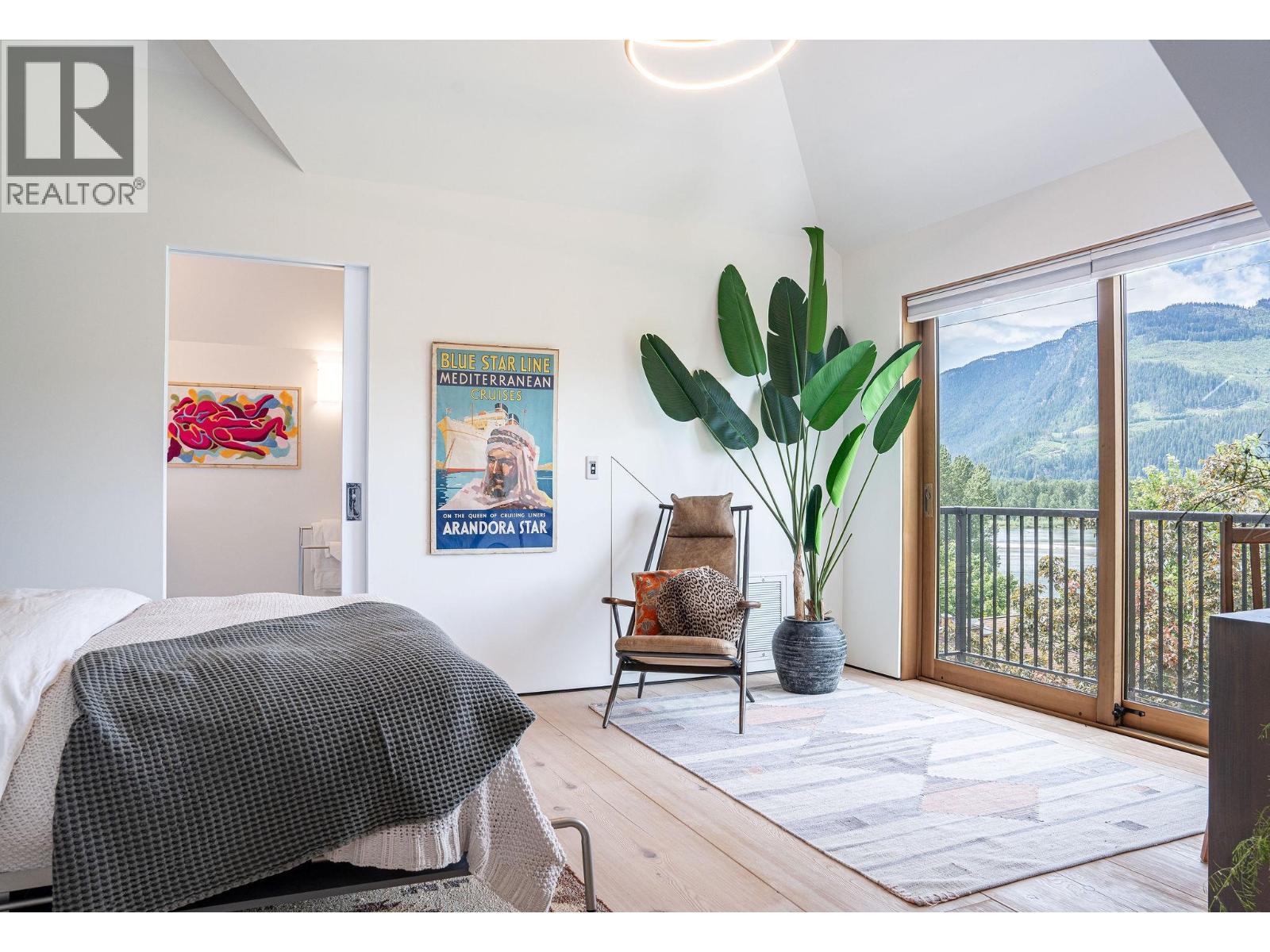 805 & 815 Mackenzie Avenue, Revelstoke, British Columbia  V0E 2S0 - Photo 48 - 10351017
