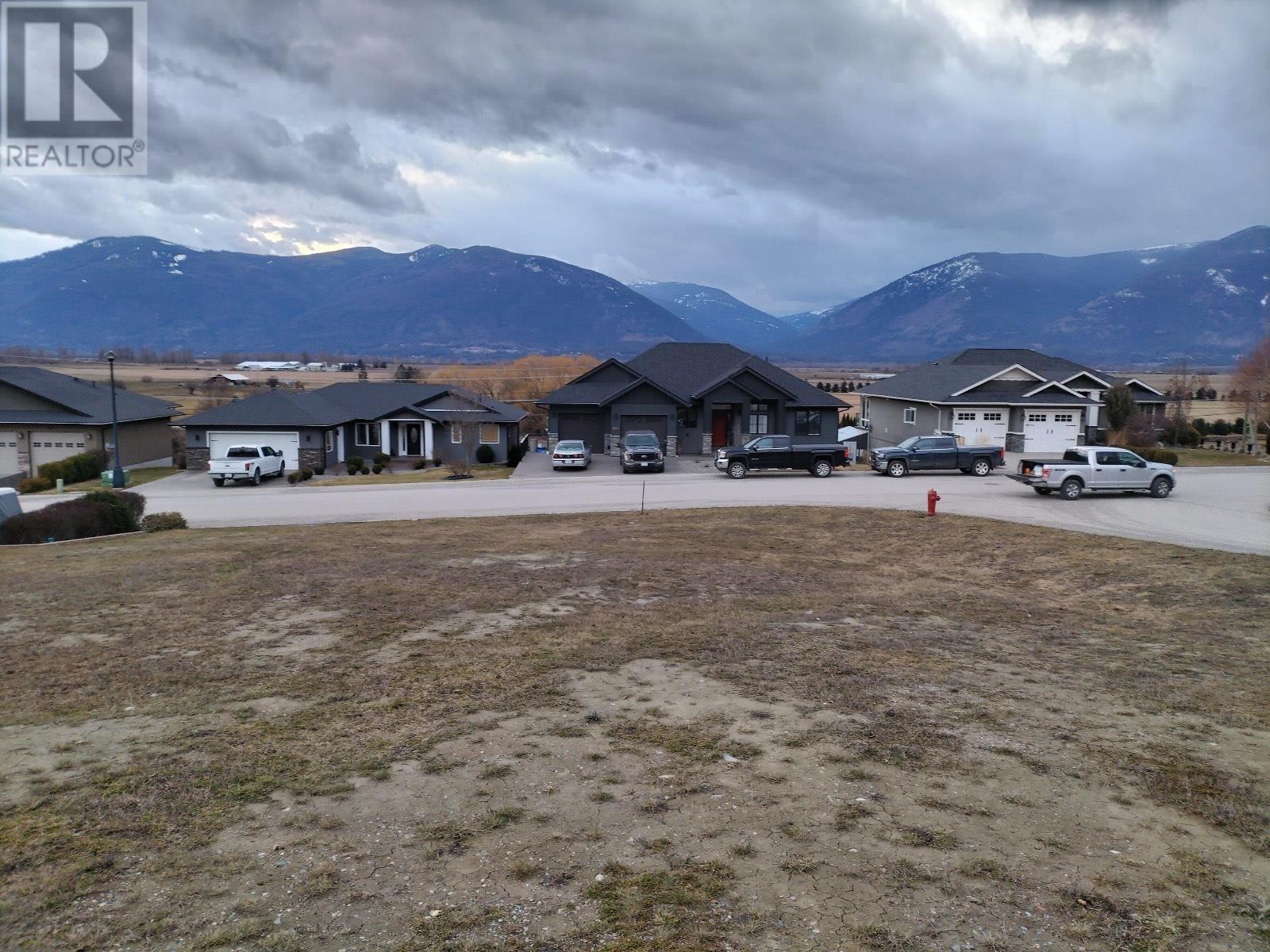 1002 Selkirk Drive, Creston, British Columbia  V0B 1G3 - Photo 2 - 10351421