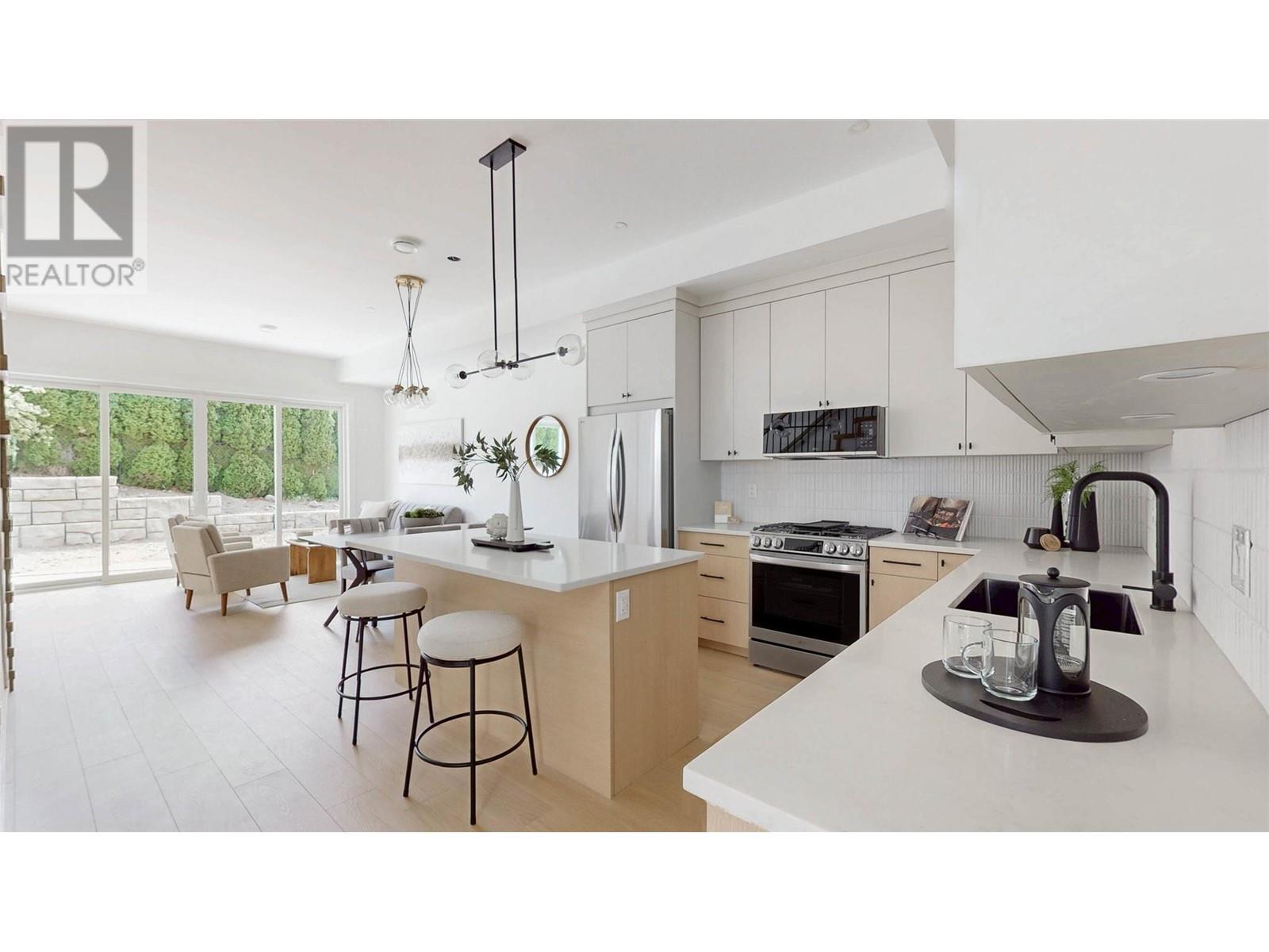 383 Chardonnay Avenue, Oliver, British Columbia  V0H 1T4 - Photo 8 - 10351044