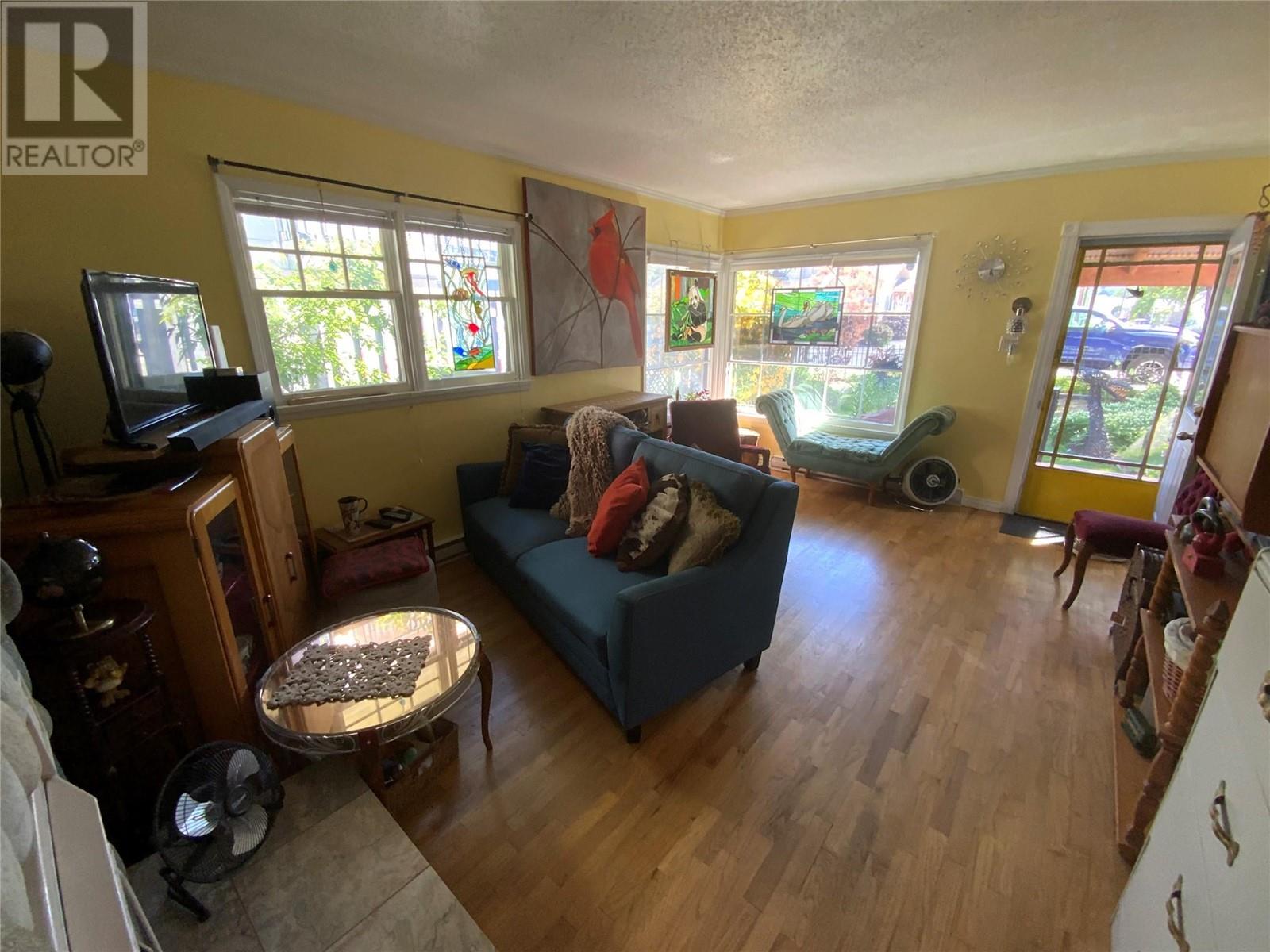 207 Maple Street, Penticton, British Columbia  V2A 5V6 - Photo 11 - 10351435