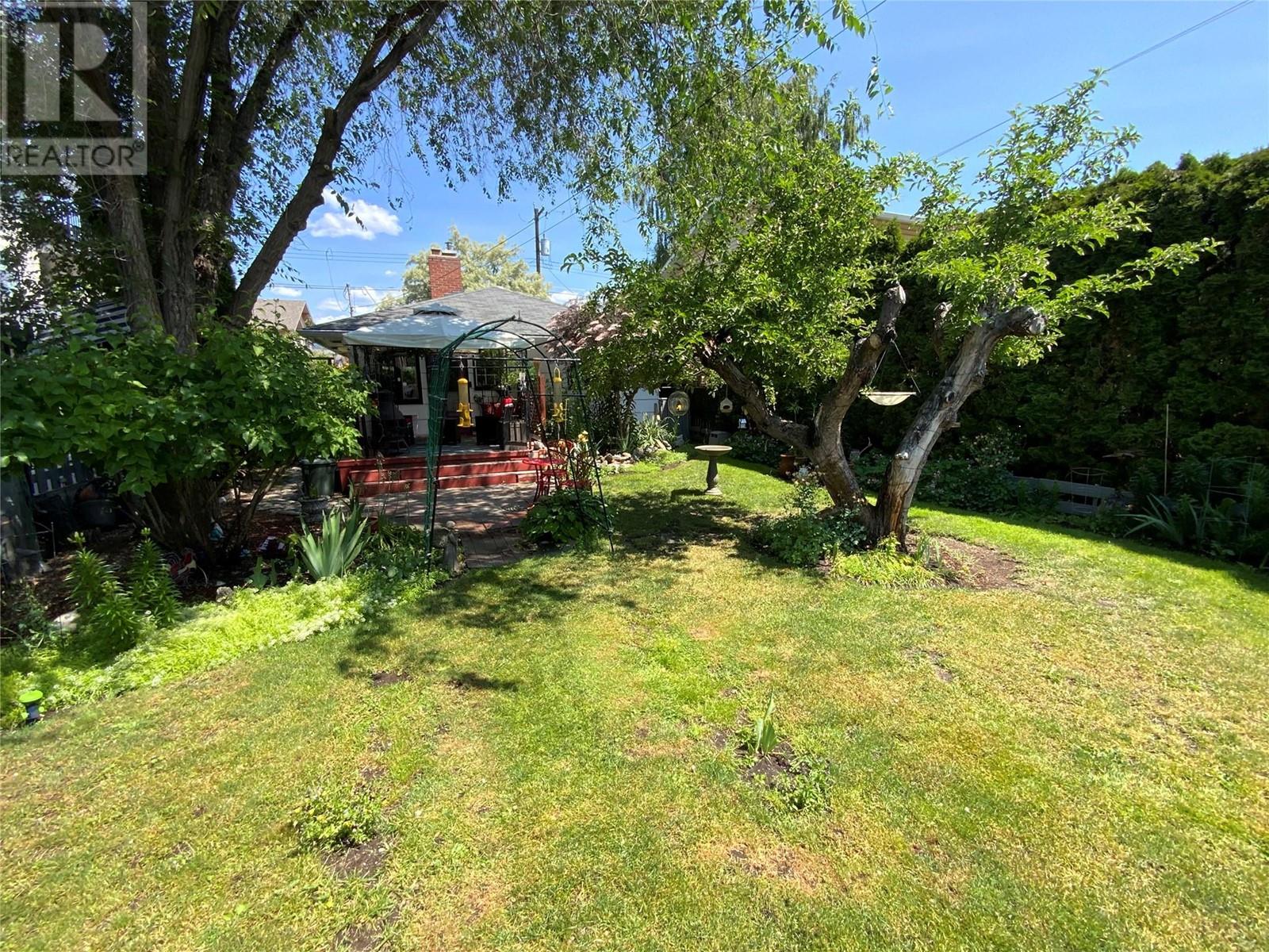 207 Maple Street, Penticton, British Columbia  V2A 5V6 - Photo 7 - 10351435