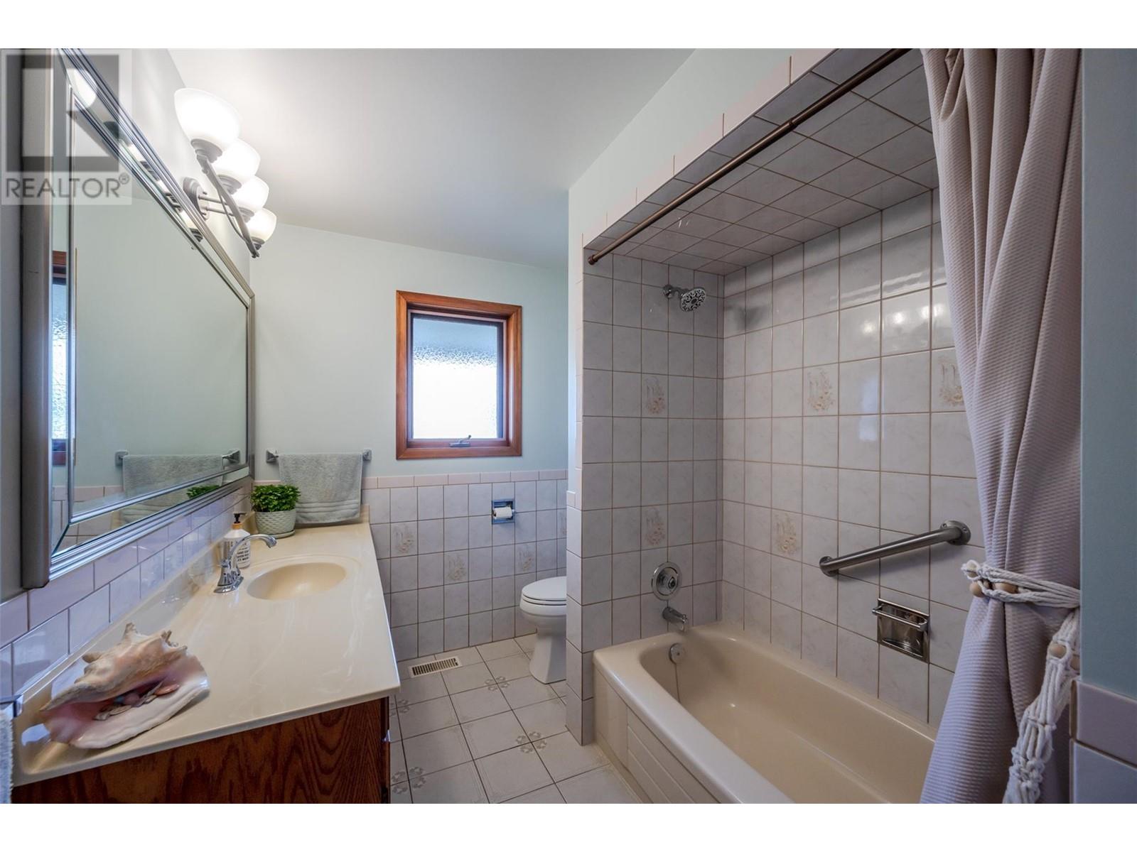 6639 Mountainview Drive, Oliver, British Columbia  V0H 1T4 - Photo 36 - 10351197