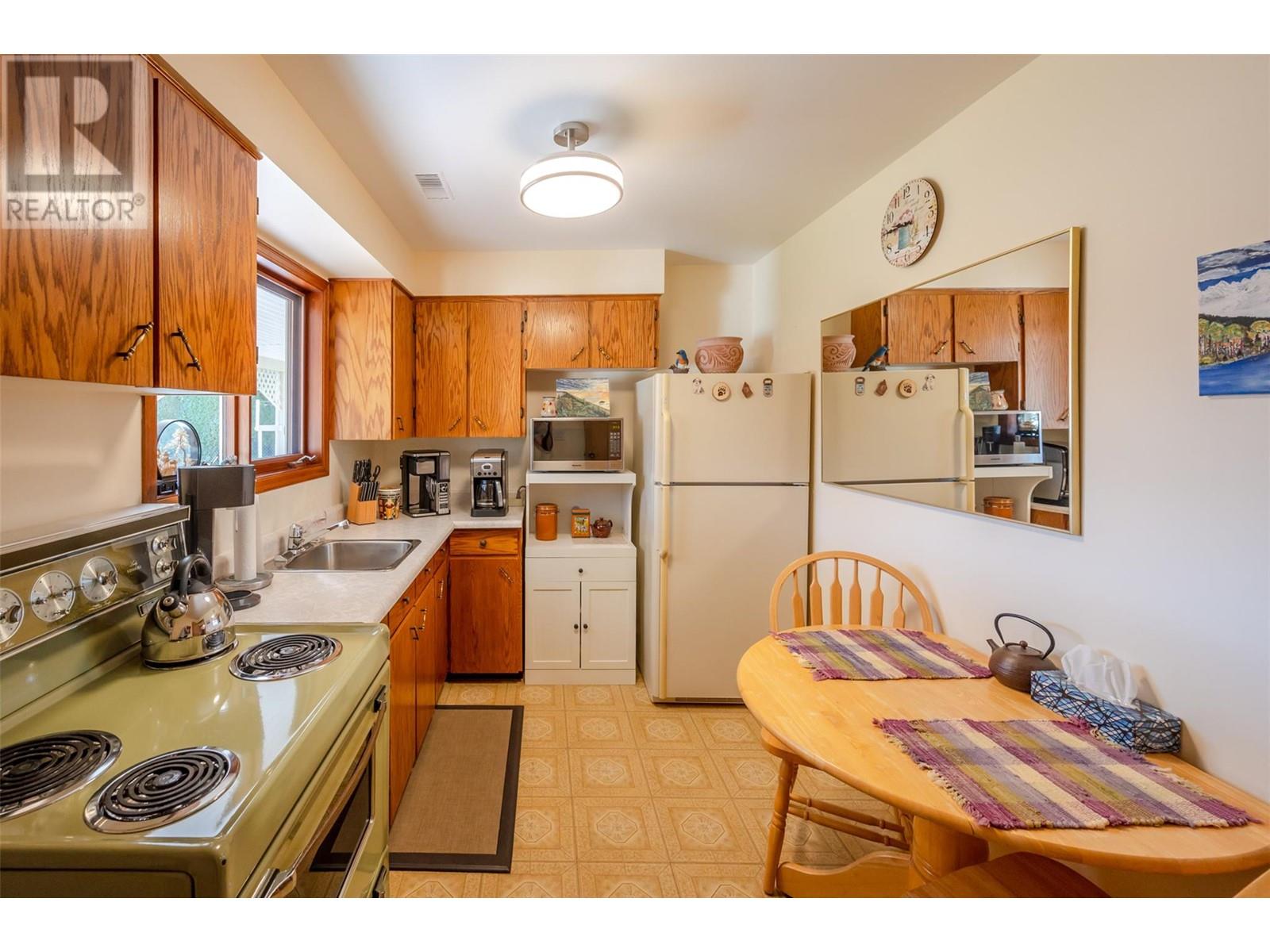 6639 Mountainview Drive, Oliver, British Columbia  V0H 1T4 - Photo 46 - 10351197