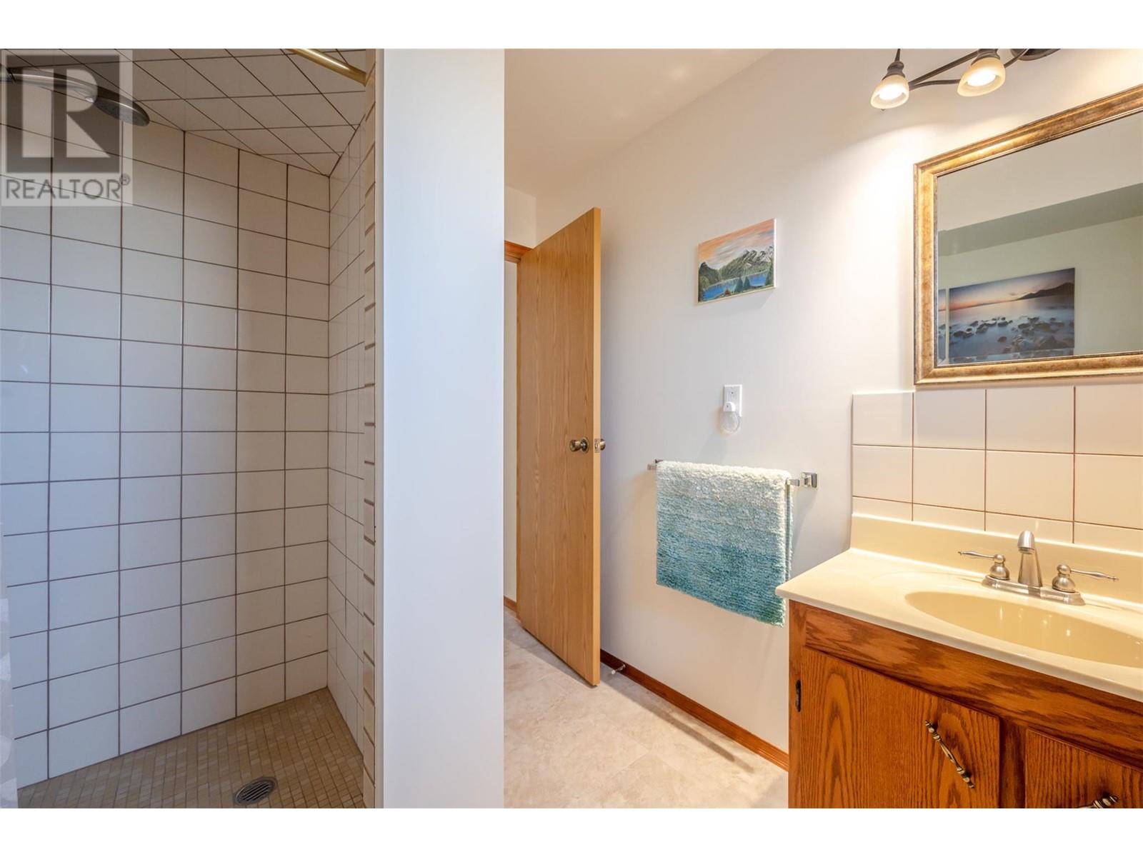 6639 Mountainview Drive, Oliver, British Columbia  V0H 1T4 - Photo 54 - 10351197