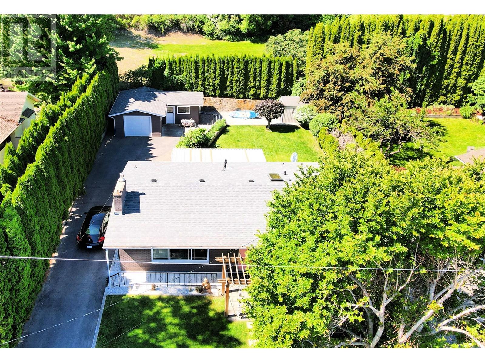 7509 Higgin Avenue, Summerland, British Columbia  V0H 1Z6 - Photo 4 - 10351115