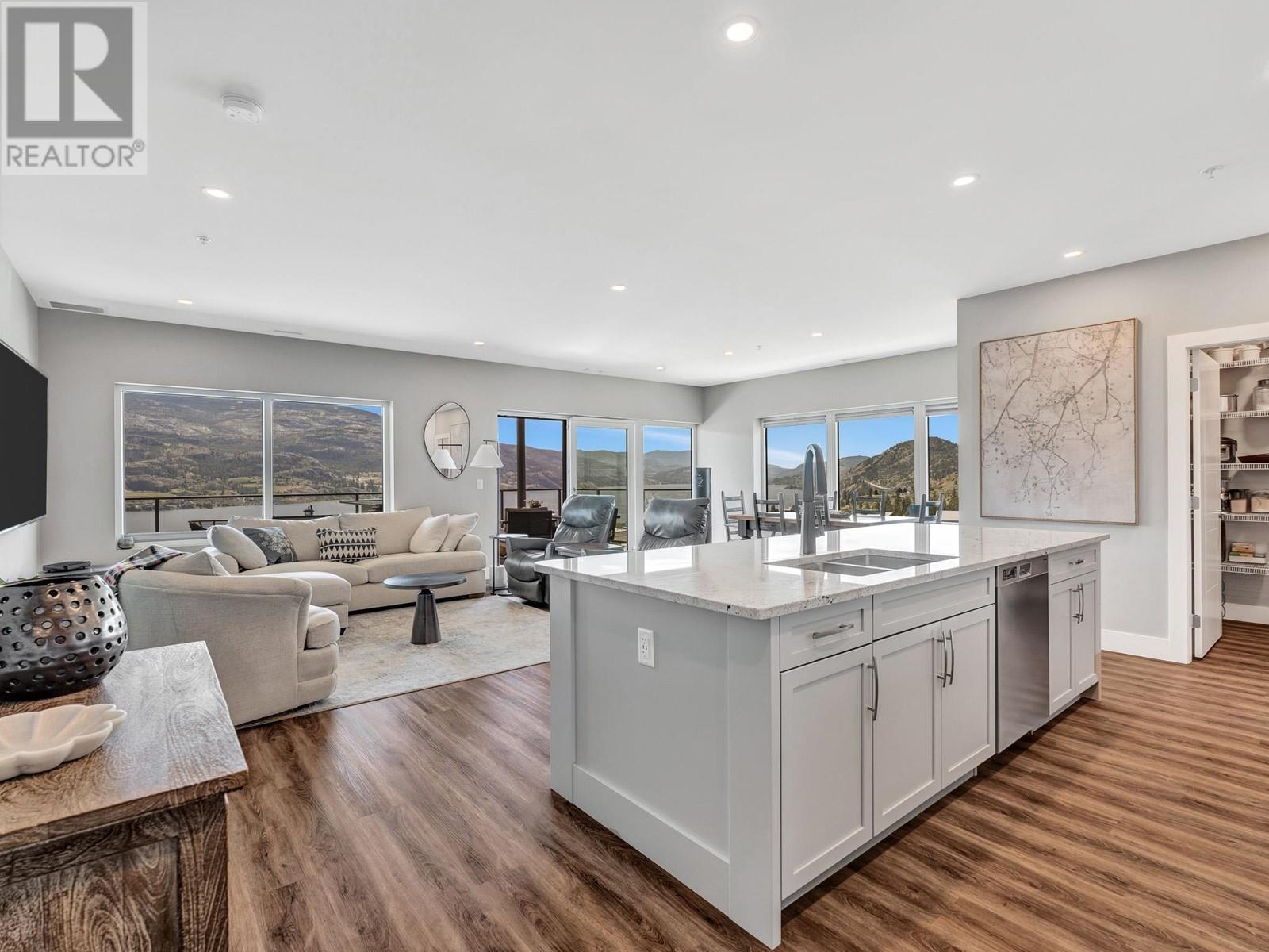 600 Vista Park Unit# 633, Penticton, British Columbia  V2A 0B2 - Photo 2 - 10351469
