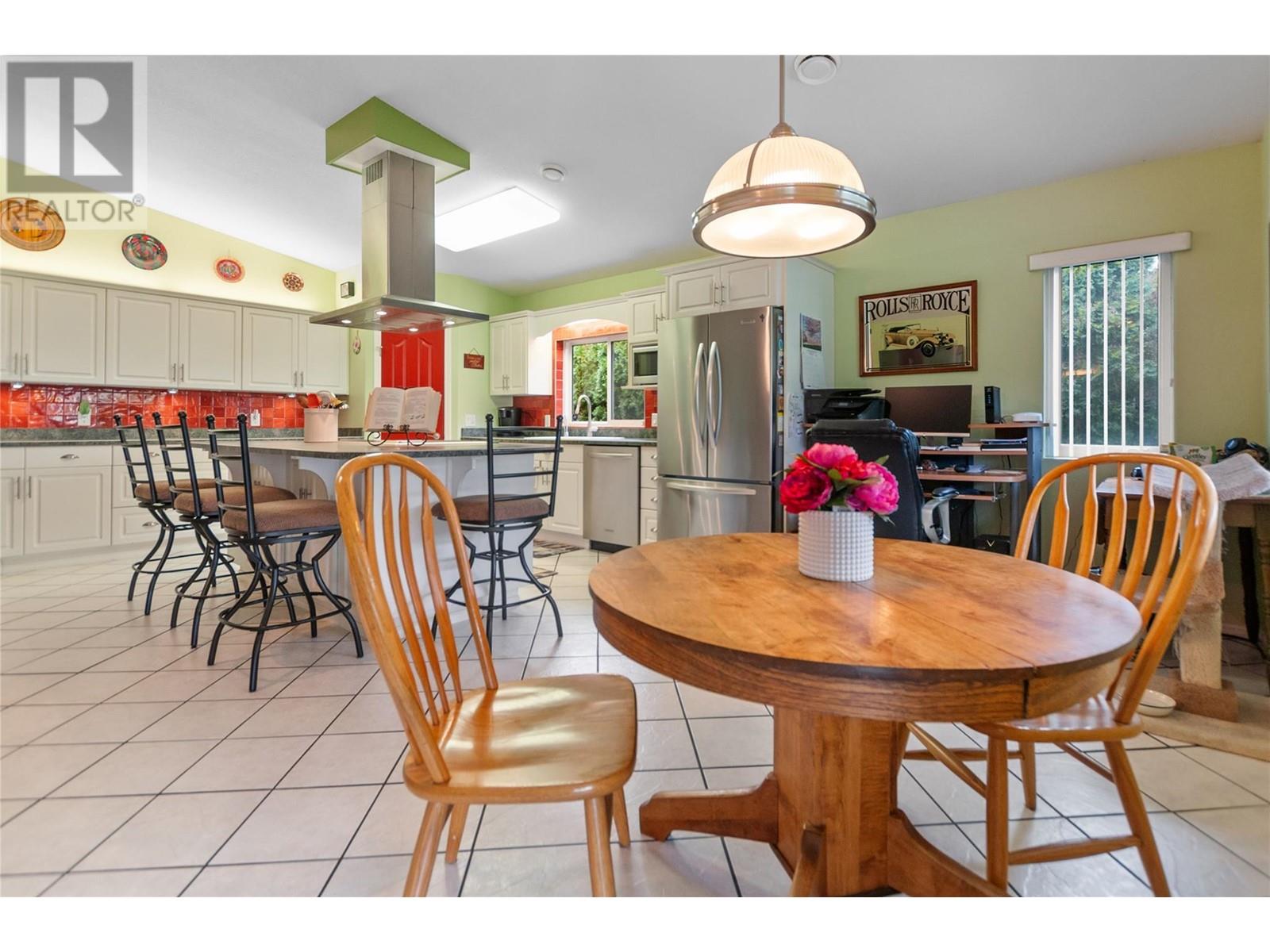 5226 Haynes Road, Oliver, British Columbia  V0H 1T1 - Photo 10 - 10351534