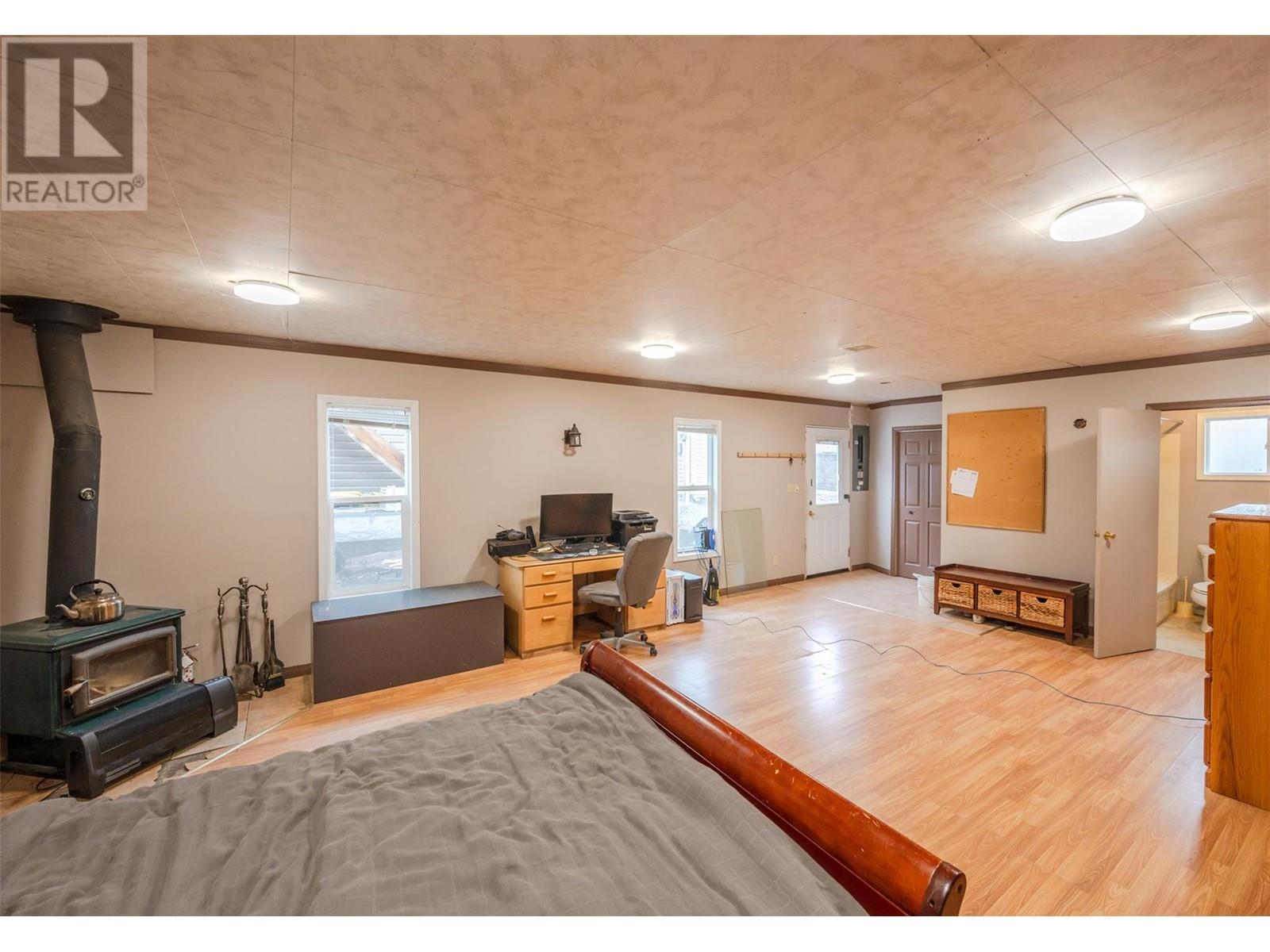 6404 Spartan Street, Oliver, British Columbia  V0H 1T6 - Photo 28 - 10351564