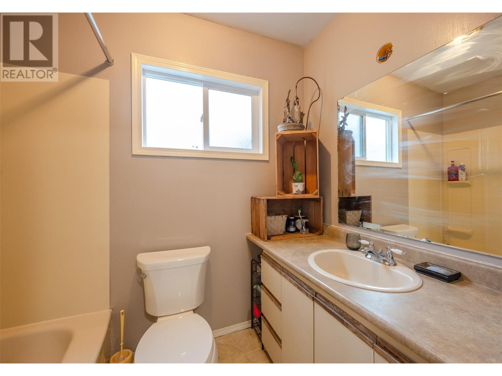 6404 Spartan Street, Oliver, British Columbia  V0H 1T6 - Photo 29 - 10351564