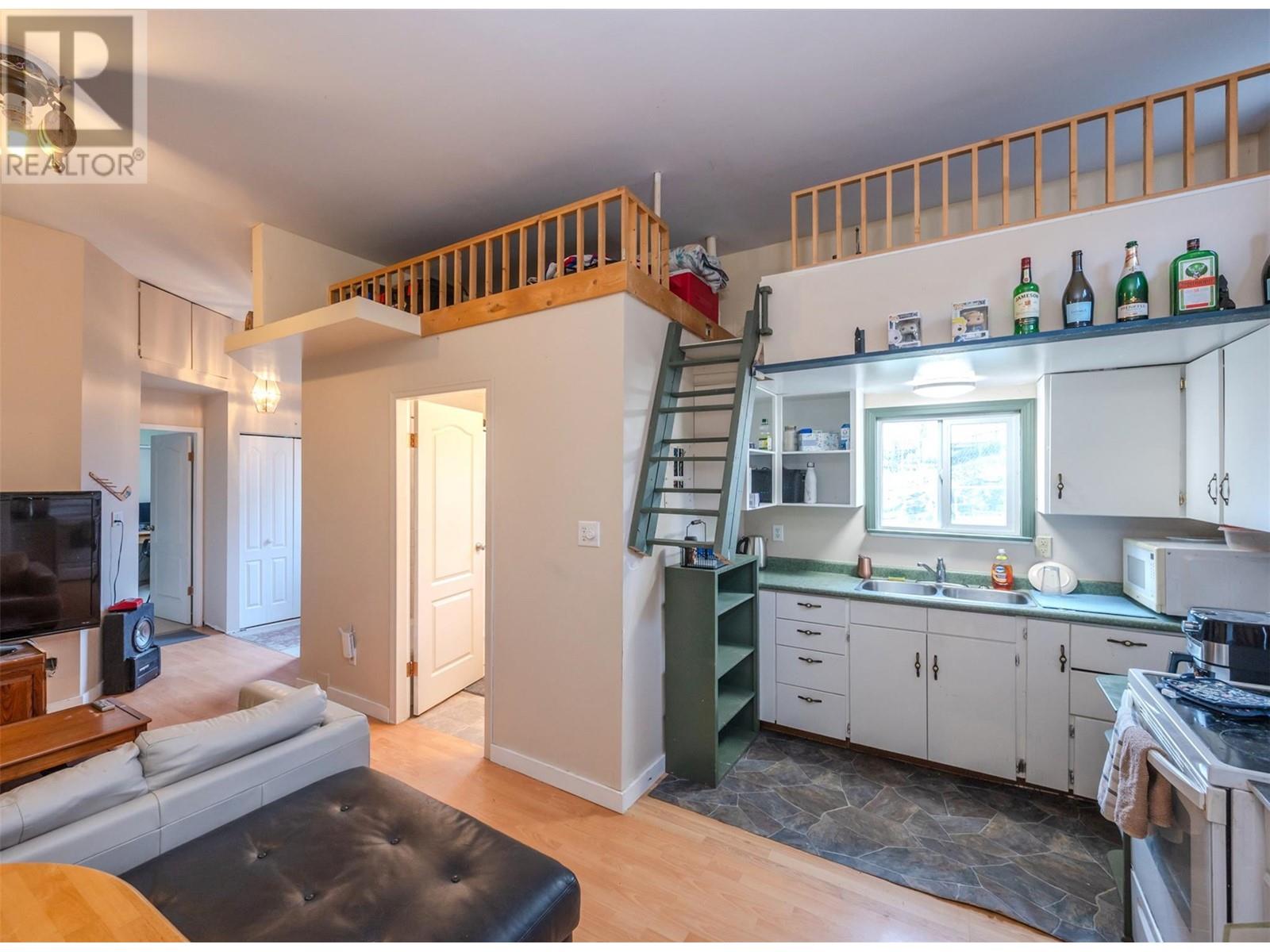 6404 Spartan Street, Oliver, British Columbia  V0H 1T6 - Photo 59 - 10351564