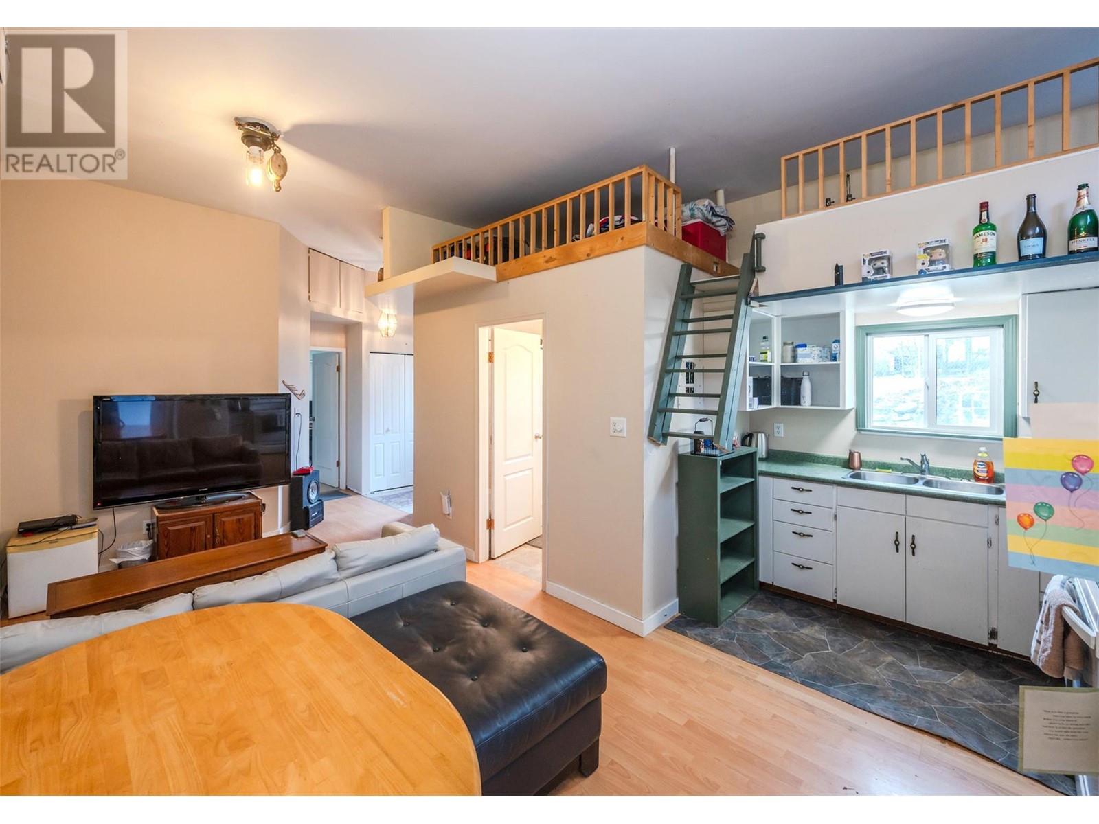 6404 Spartan Street, Oliver, British Columbia  V0H 1T6 - Photo 60 - 10351564