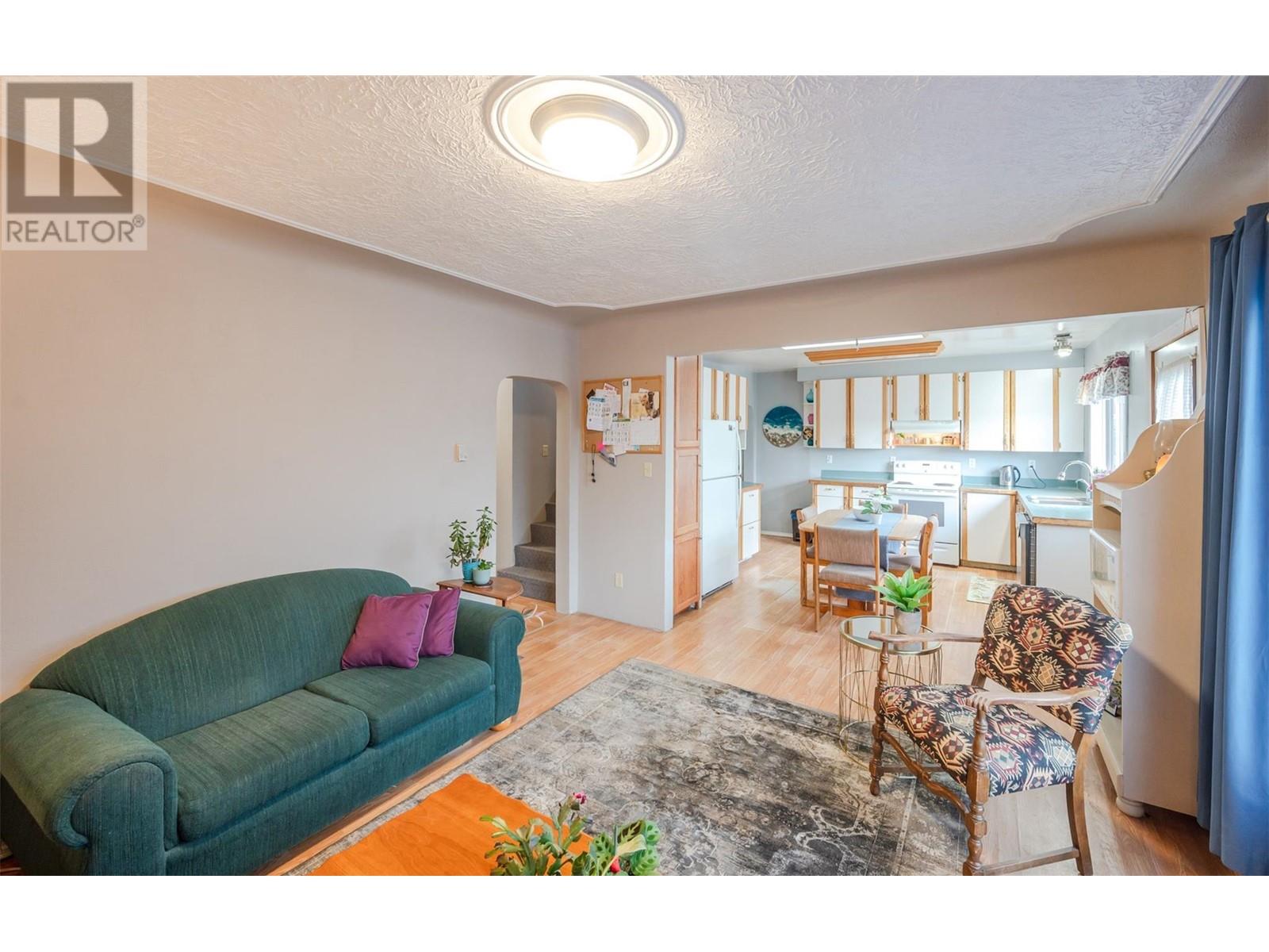 6404 Spartan Street, Oliver, British Columbia  V0H 1T6 - Photo 8 - 10351564