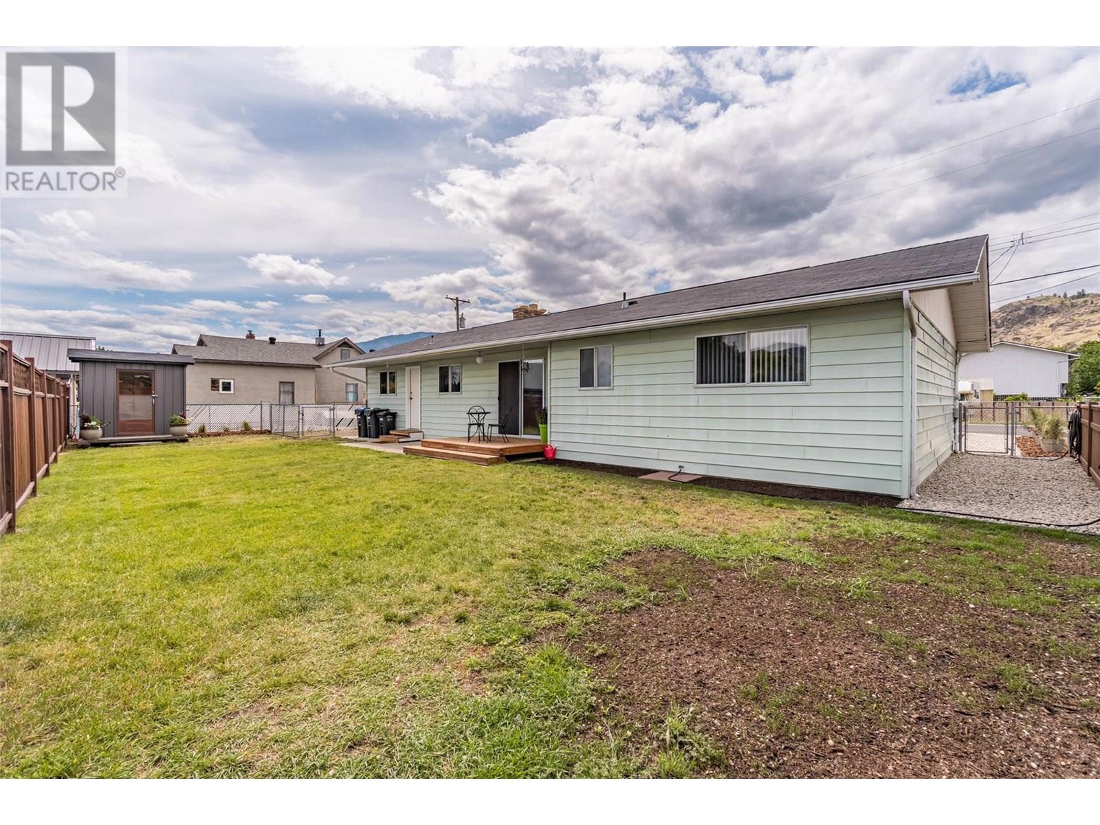 5843 Okanagan Street, Oliver, British Columbia  V0H 1T0 - Photo 13 - 10350562