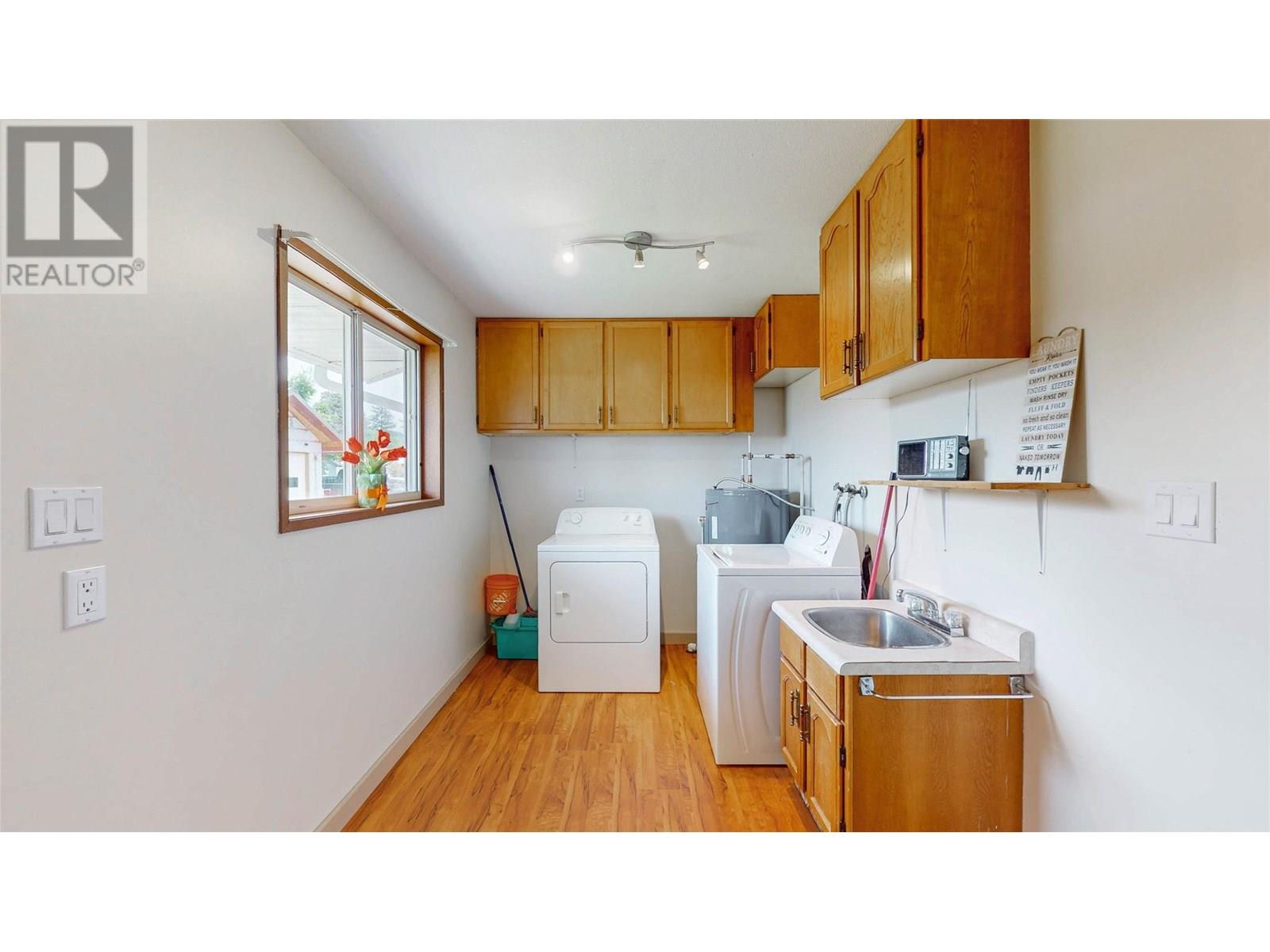 5843 Okanagan Street, Oliver, British Columbia  V0H 1T0 - Photo 20 - 10350562