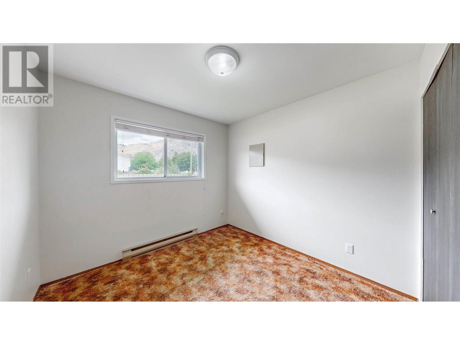 5843 Okanagan Street, Oliver, British Columbia  V0H 1T0 - Photo 27 - 10350562