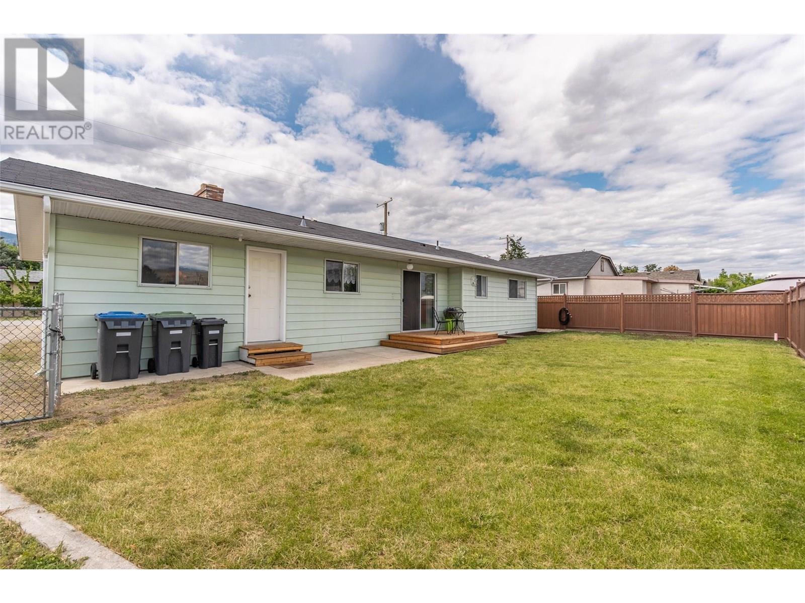 5843 Okanagan Street, Oliver, British Columbia  V0H 1T0 - Photo 30 - 10350562