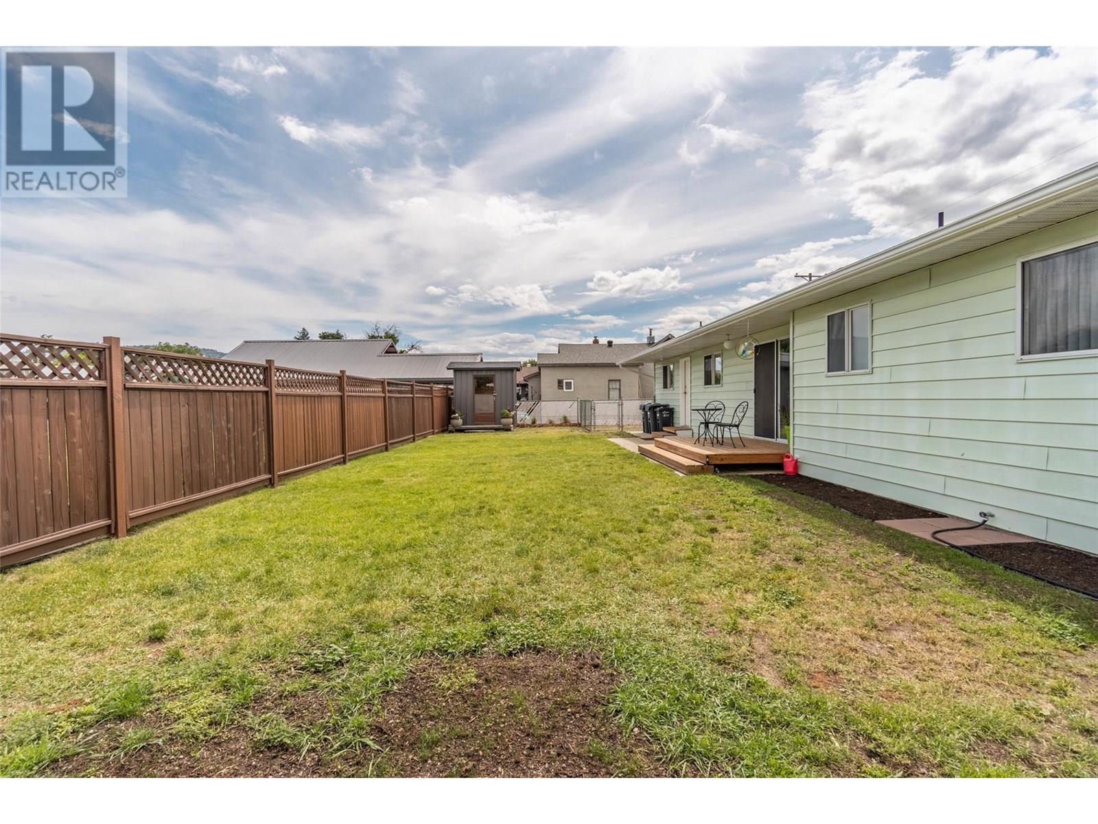 5843 Okanagan Street, Oliver, British Columbia  V0H 1T0 - Photo 33 - 10350562