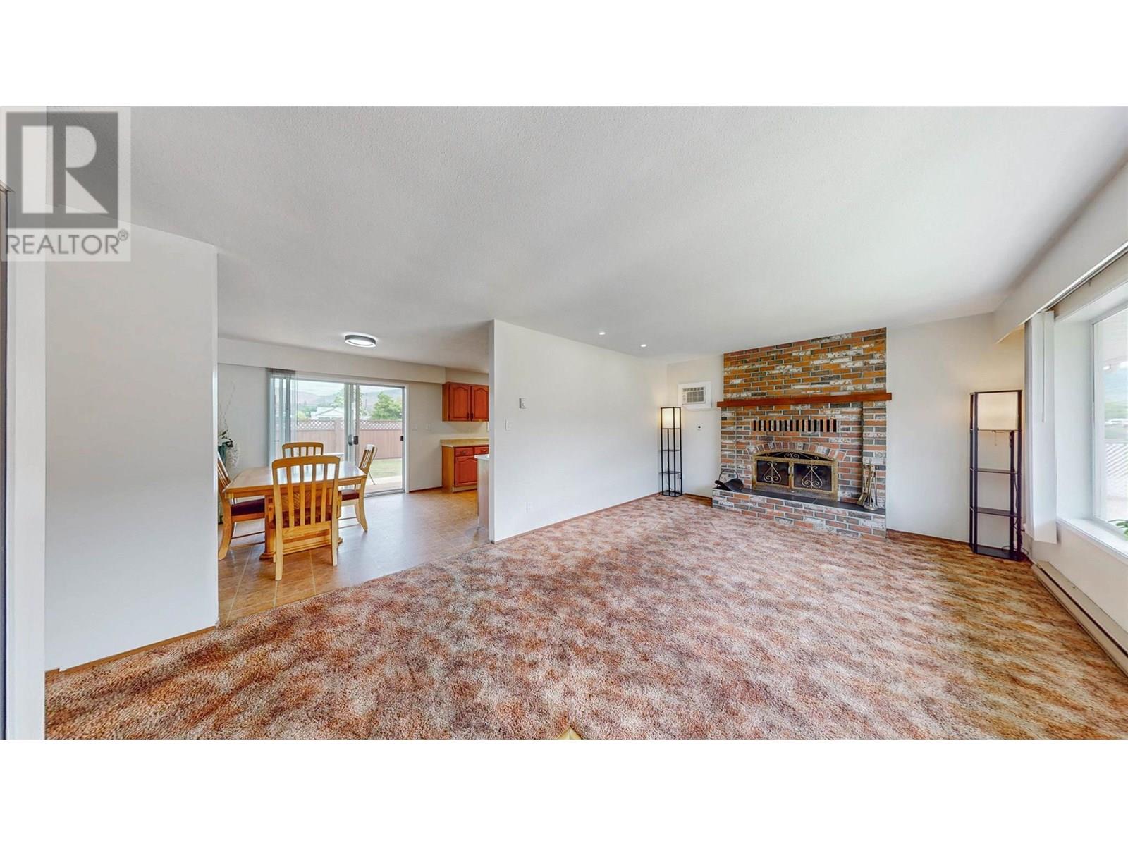 5843 Okanagan Street, Oliver, British Columbia  V0H 1T0 - Photo 8 - 10350562