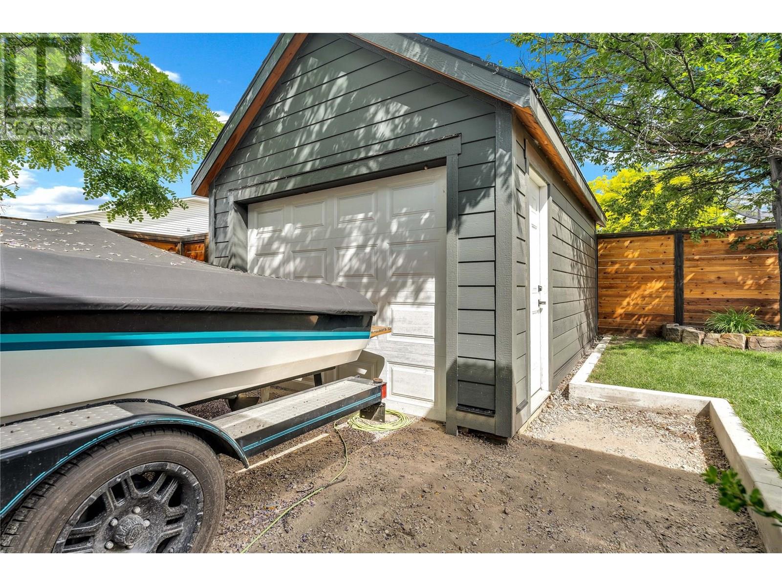 351 Eckhardt Avenue E, Penticton, British Columbia  V2A 1Z7 - Photo 39 - 10351693