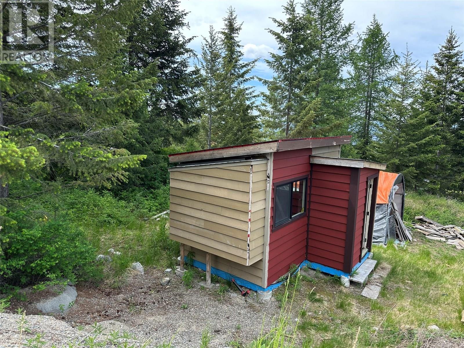 1333 Timberwolf Trail, Bridesville, British Columbia  V0H 1Y0 - Photo 15 - 10351458