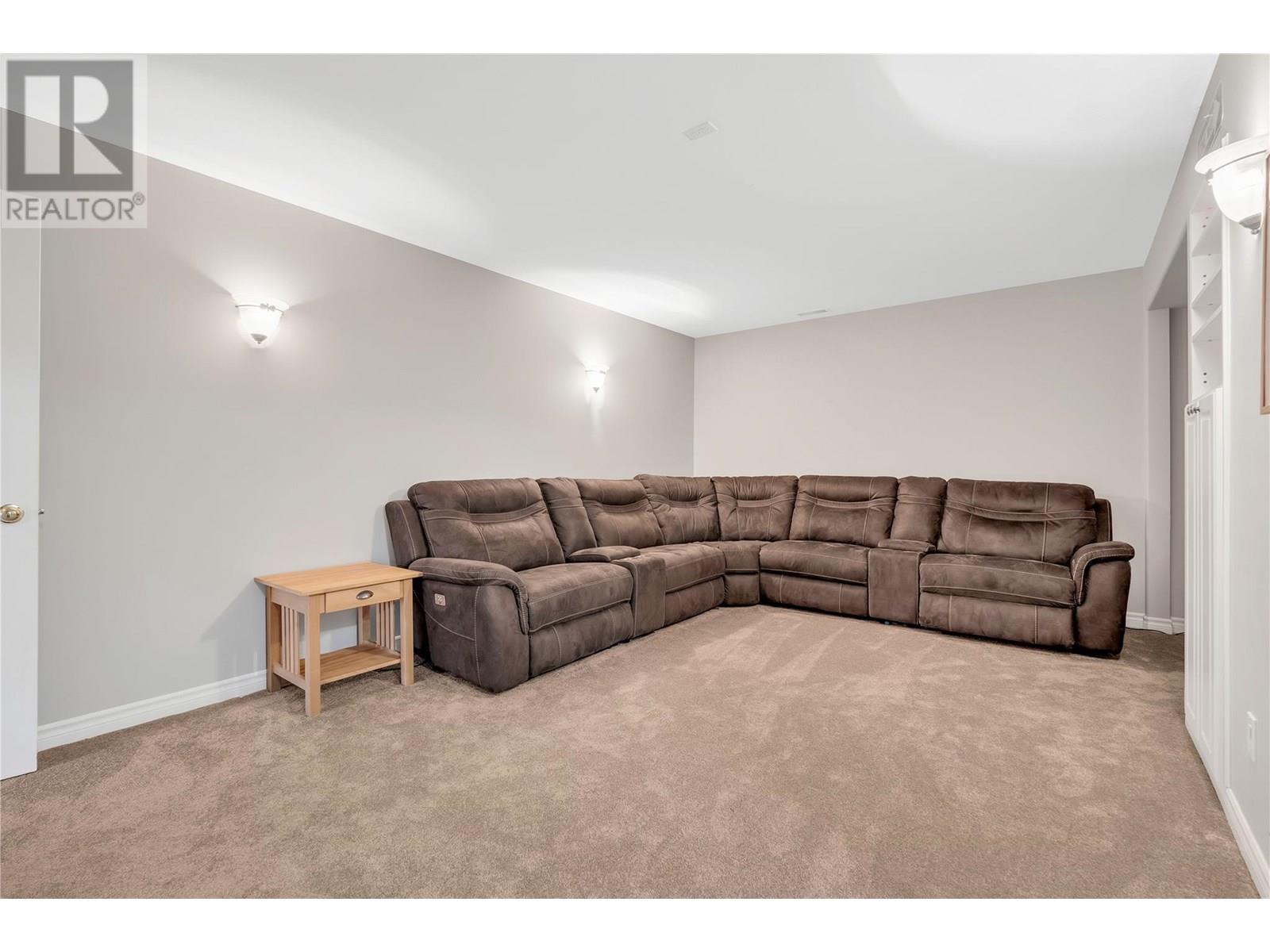 2956 Evergreen Drive, Penticton, British Columbia  V2A 9A8 - Photo 21 - 10351743