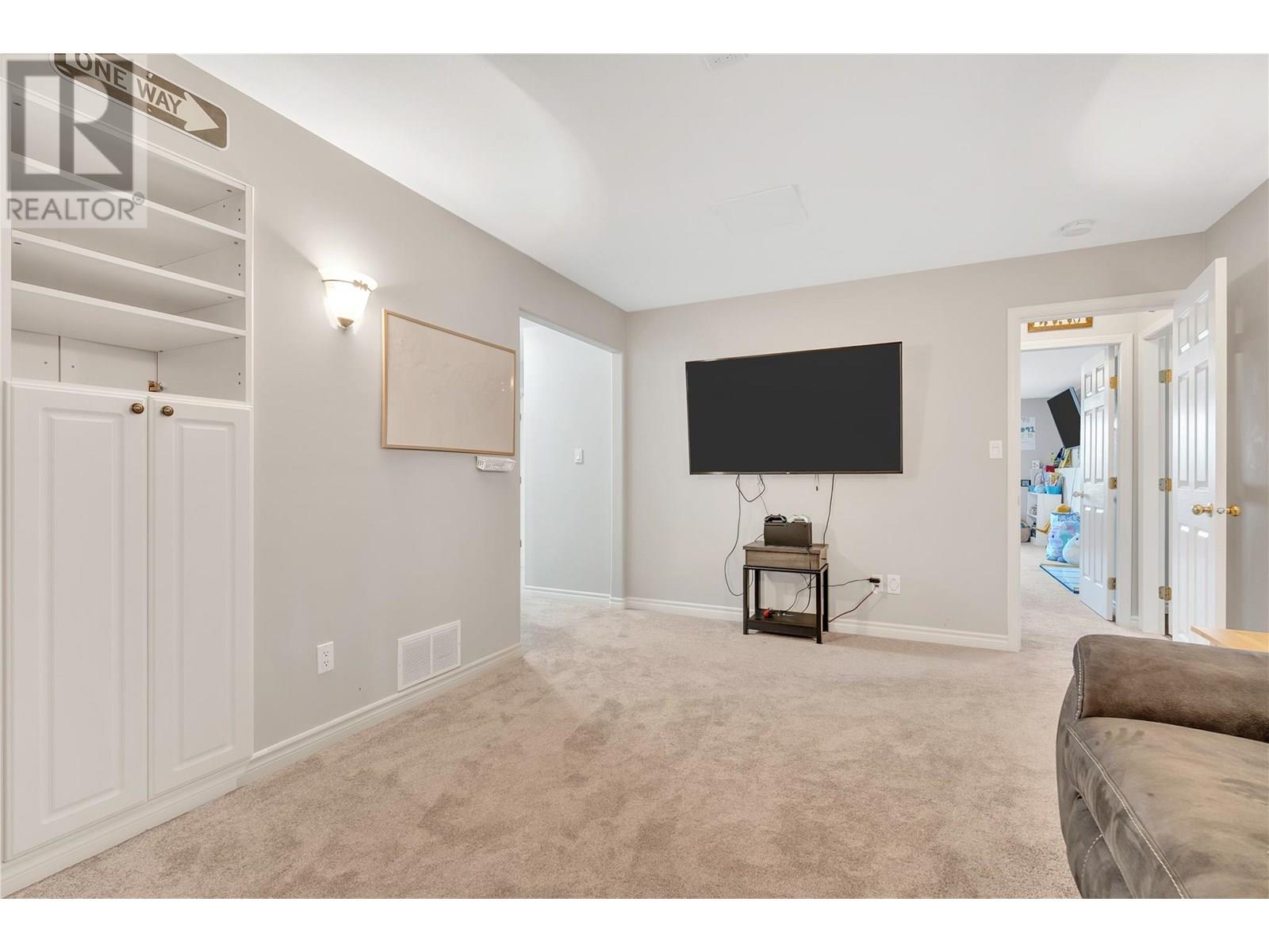 2956 Evergreen Drive, Penticton, British Columbia  V2A 9A8 - Photo 22 - 10351743