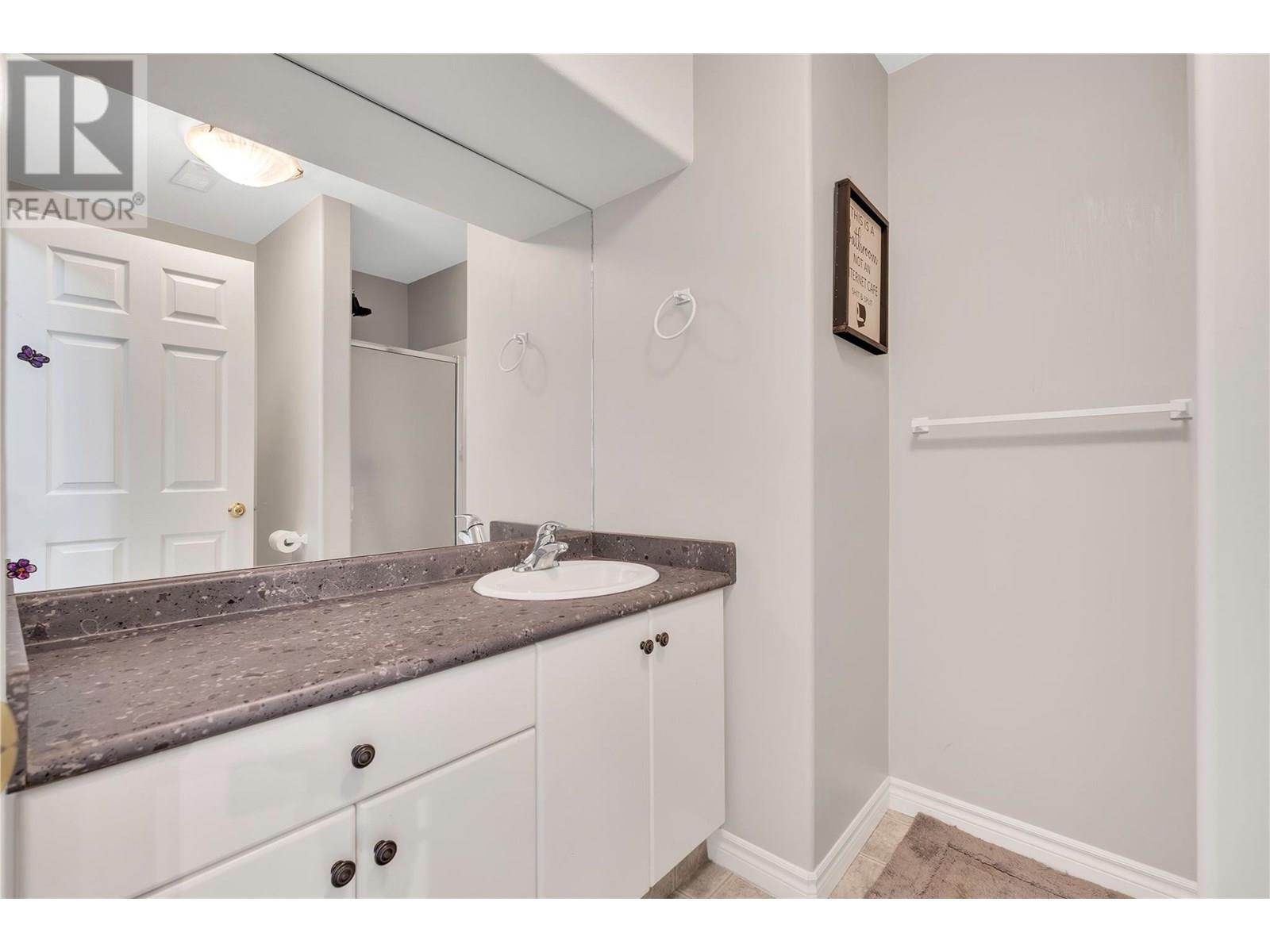 2956 Evergreen Drive, Penticton, British Columbia  V2A 9A8 - Photo 23 - 10351743