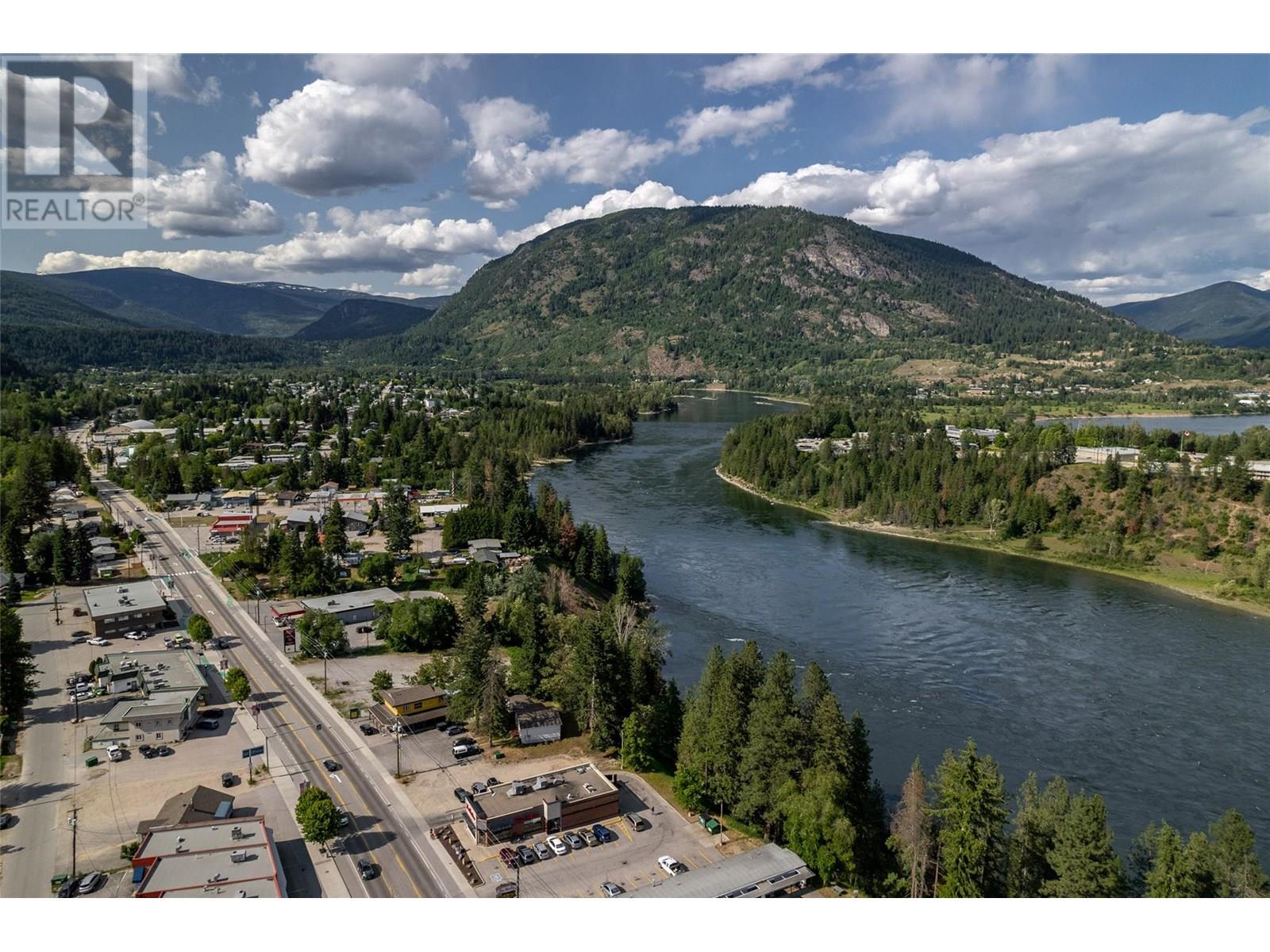 1451 Columbia Avenue, Castlegar, British Columbia  V1N 1H8 - Photo 26 - 10351656