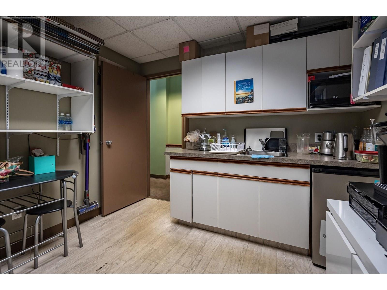 1451 Columbia Avenue, Castlegar, British Columbia  V1N 1H8 - Photo 46 - 10351656