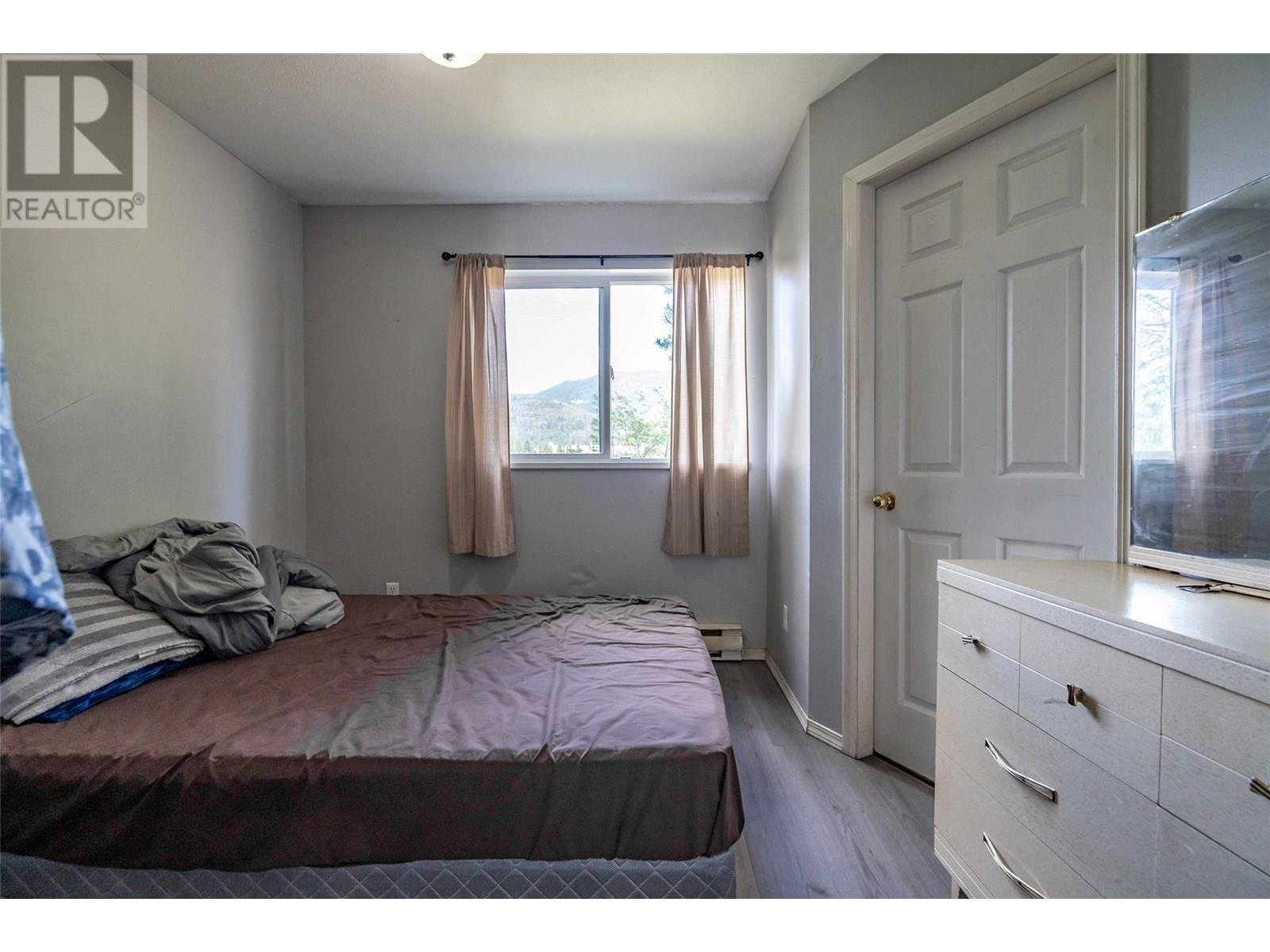 1451 Columbia Avenue, Castlegar, British Columbia  V1N 1H8 - Photo 51 - 10351656