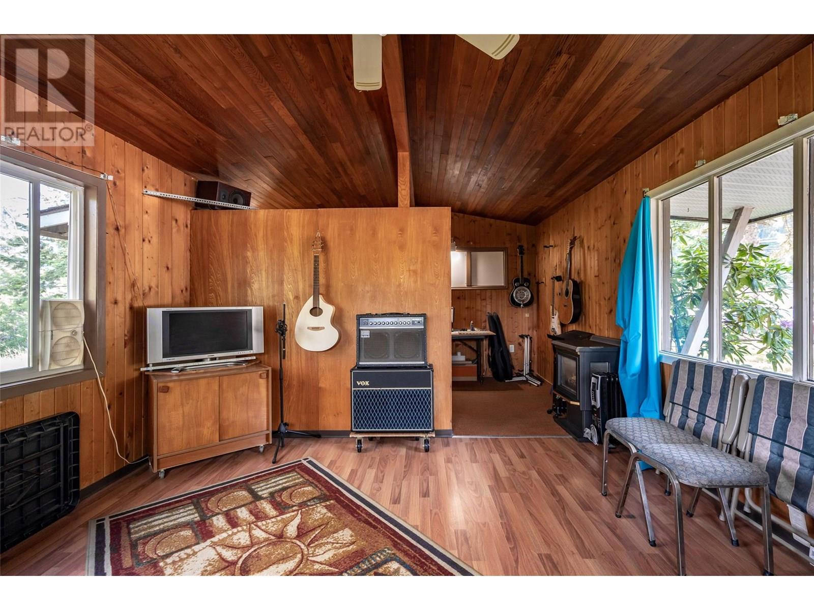 1451 Columbia Avenue, Castlegar, British Columbia  V1N 1H8 - Photo 55 - 10351656