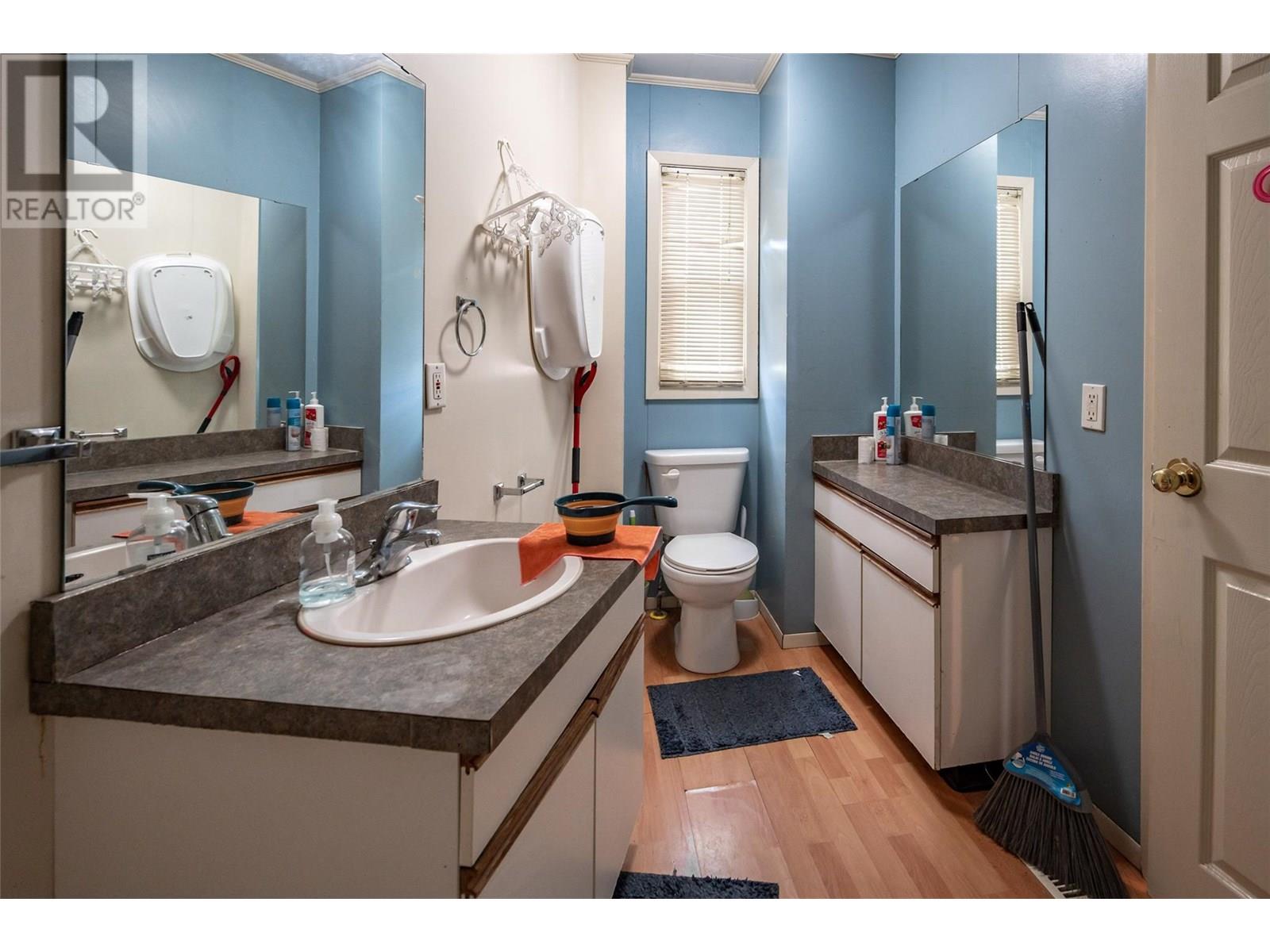 1451 Columbia Avenue, Castlegar, British Columbia  V1N 1H8 - Photo 78 - 10351656