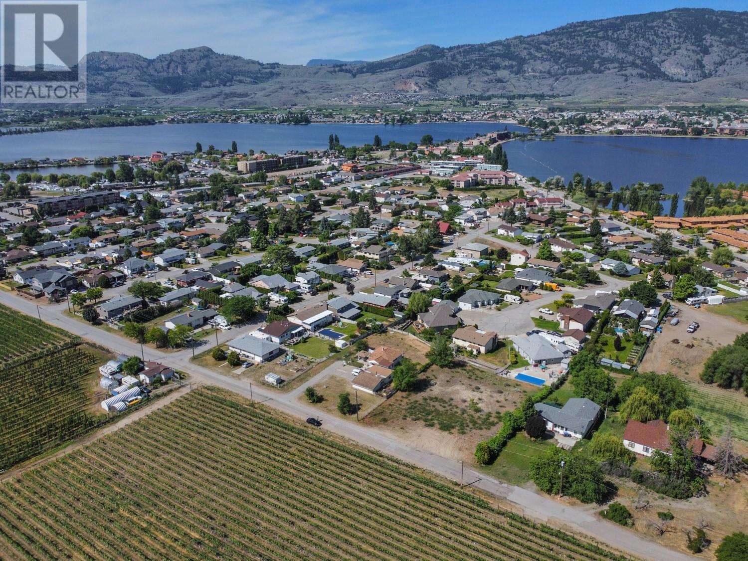 7010 Tamarack Drive, Osoyoos, British Columbia  V0H 1V3 - Photo 25 - 10351371