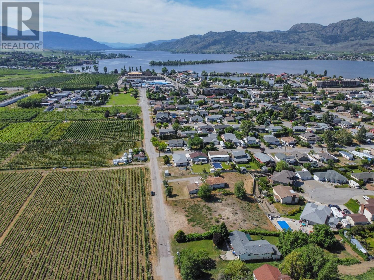 7010 Tamarack Drive, Osoyoos, British Columbia  V0H 1V3 - Photo 26 - 10351371