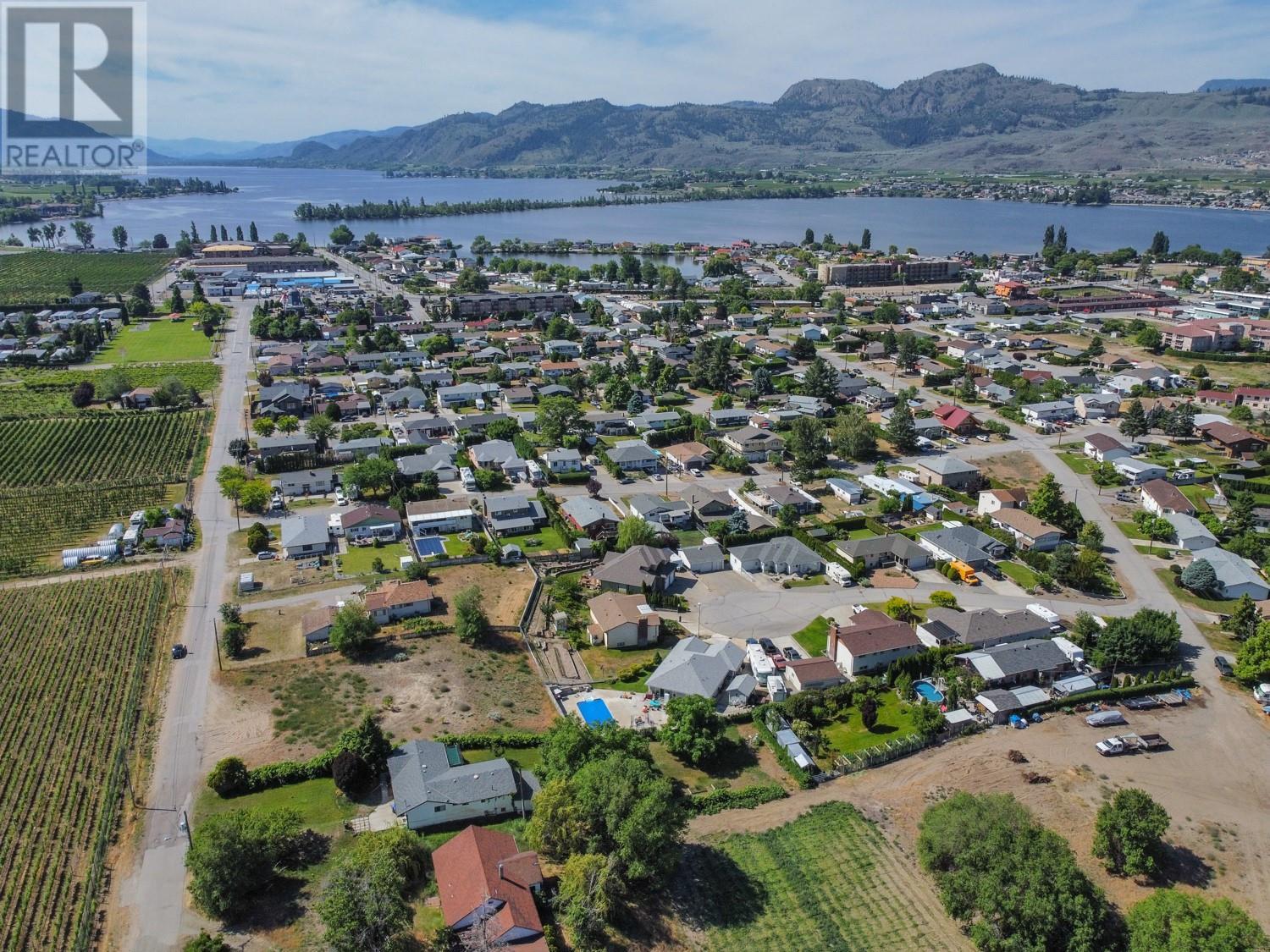 7010 Tamarack Drive, Osoyoos, British Columbia  V0H 1V3 - Photo 27 - 10351371