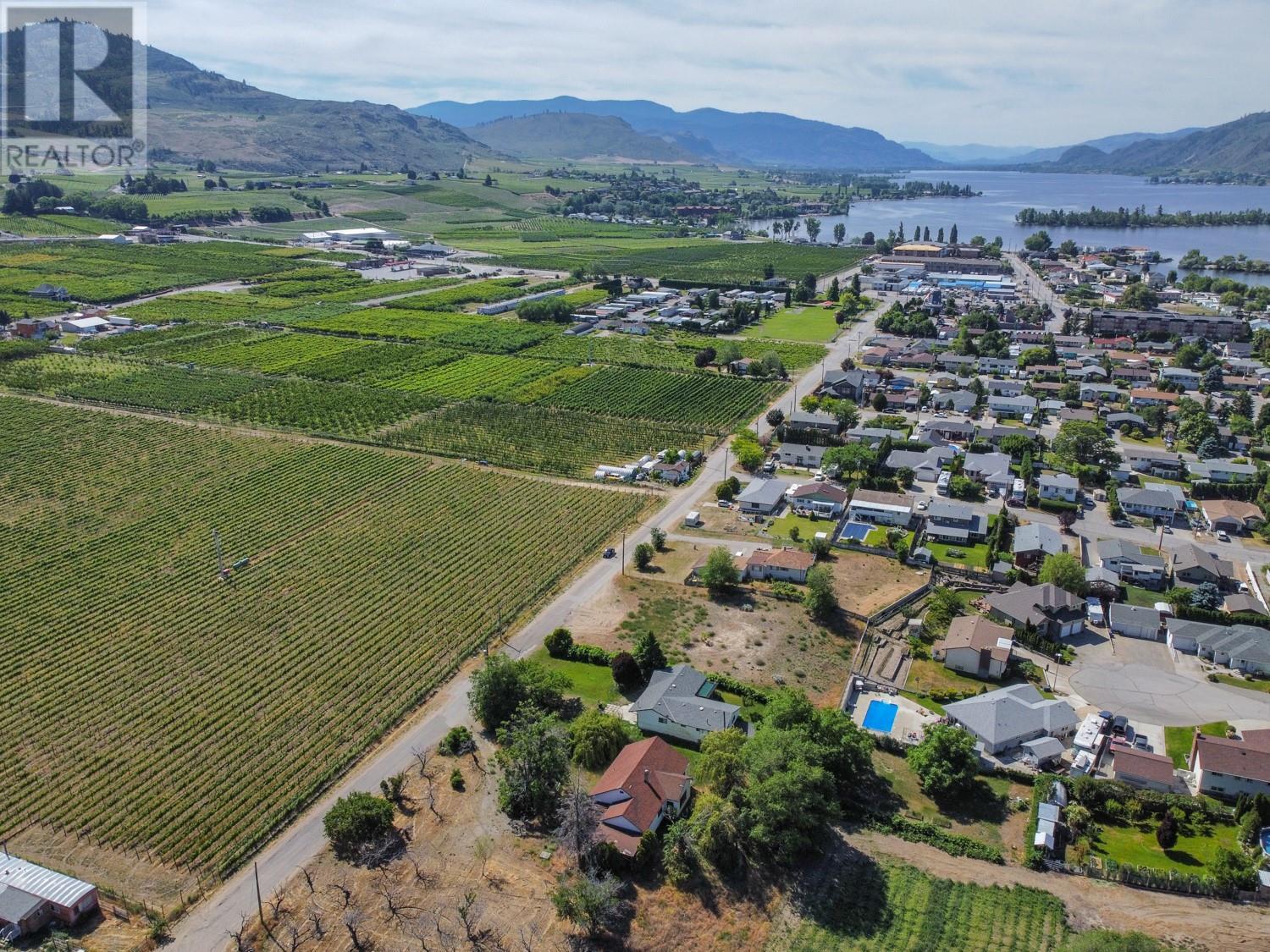 7010 Tamarack Drive, Osoyoos, British Columbia  V0H 1V3 - Photo 28 - 10351371