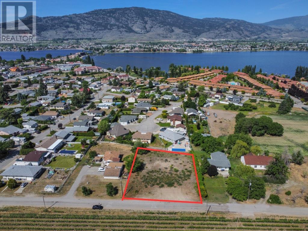 7010 Tamarack Drive, Osoyoos, British Columbia  V0H 1V3 - Photo 9 - 10351371
