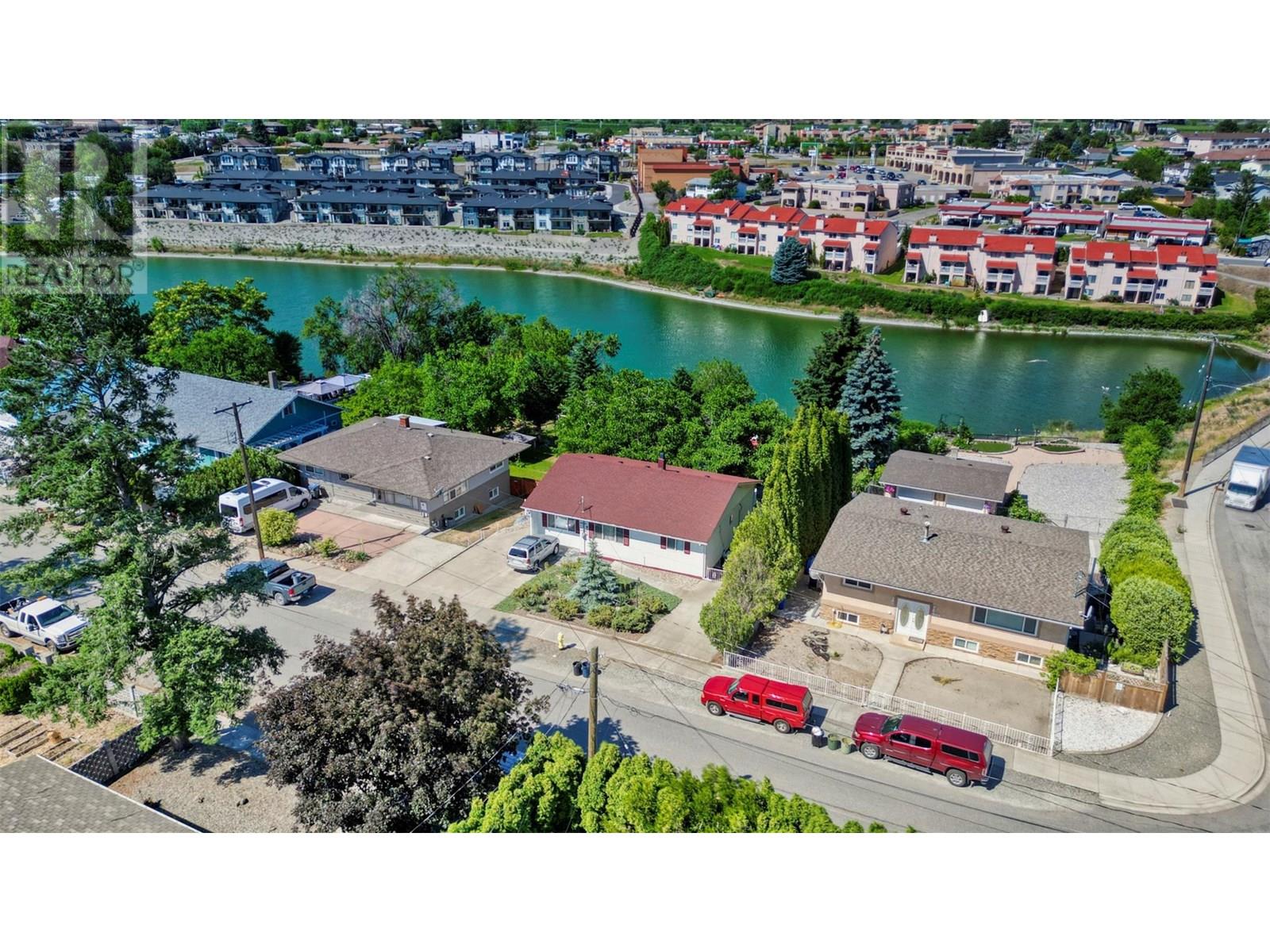 8014 89th Street, Osoyoos, British Columbia  V0H 1V1 - Photo 1 - 10351354
