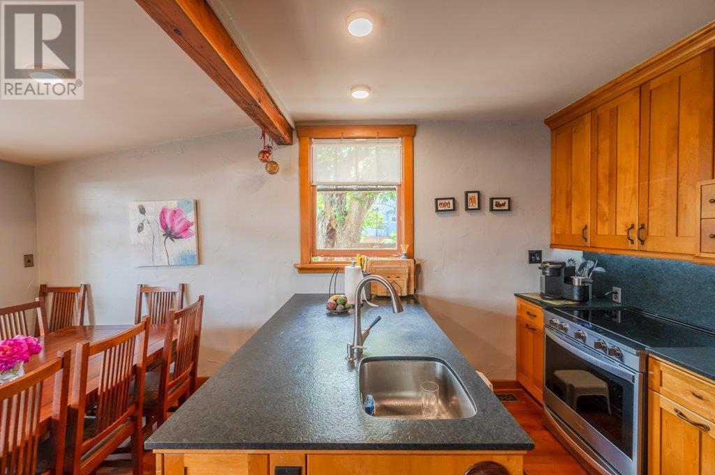 396 Van Horne Street, Penticton, British Columbia  V2A 4K5 - Photo 18 - 10351816