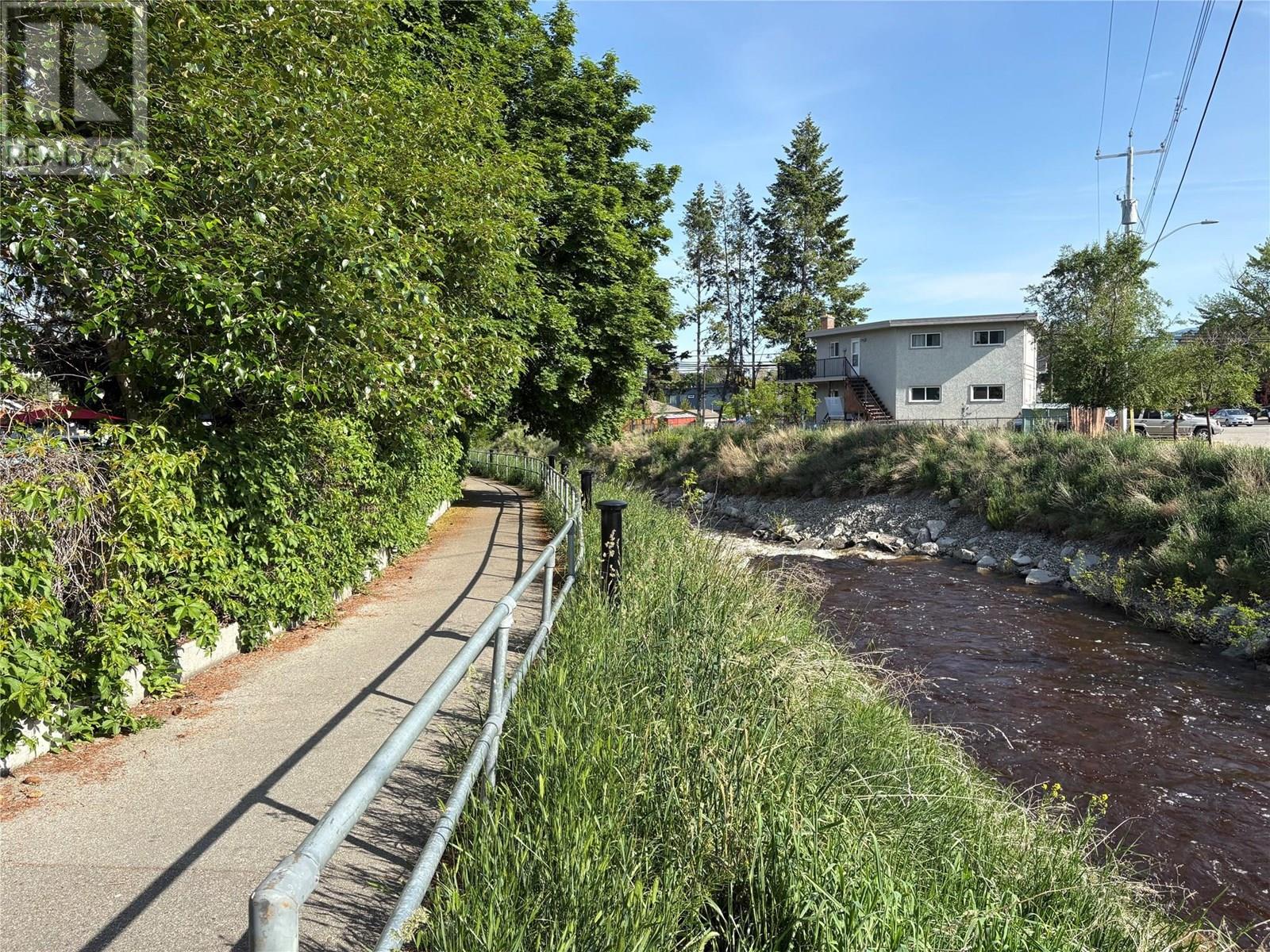 396 Van Horne Street, Penticton, British Columbia  V2A 4K5 - Photo 42 - 10351816